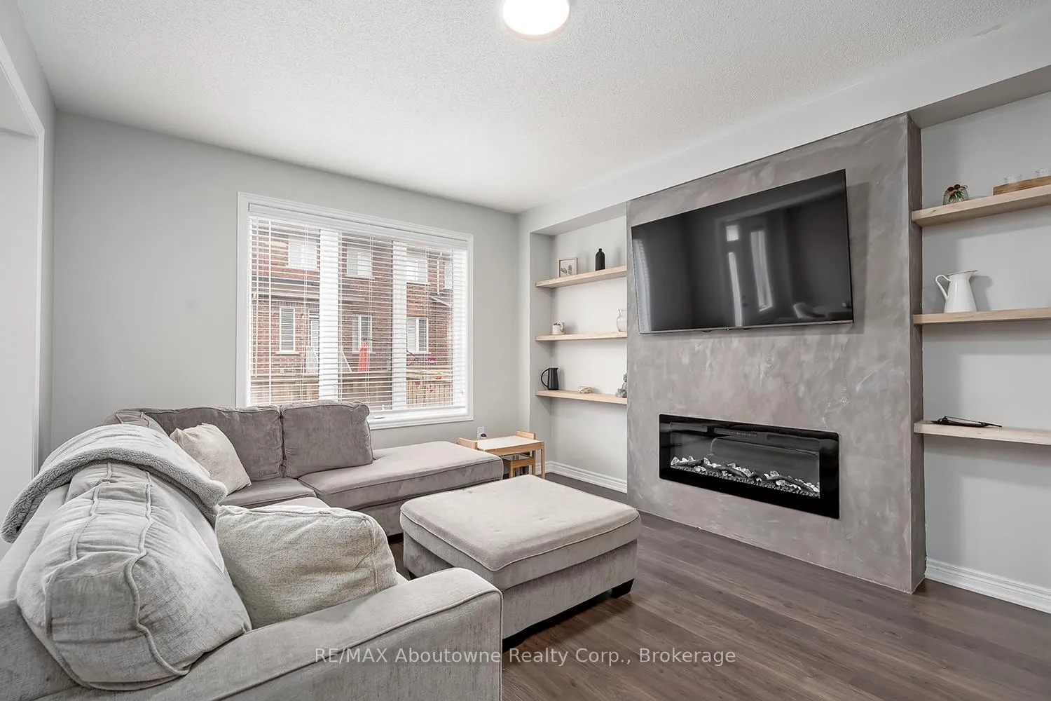 Photo 16 of 1548 Carr Landing, Milton, Ford — HOMEH