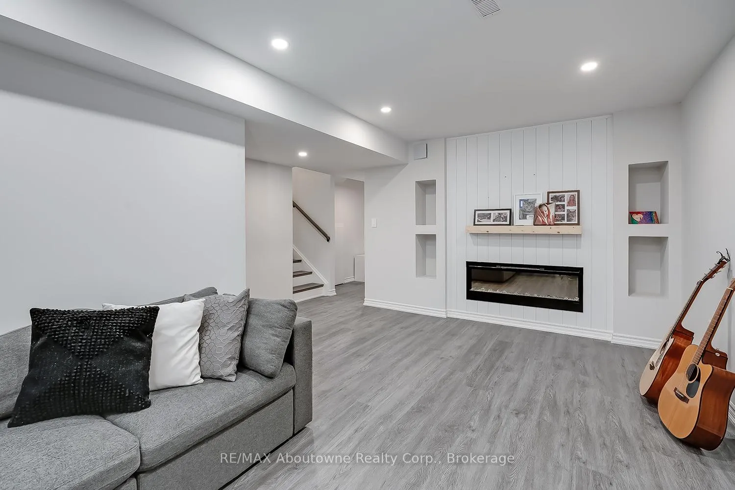 Photo 29 of 1548 Carr Landing, Milton, Ford — HOMEH