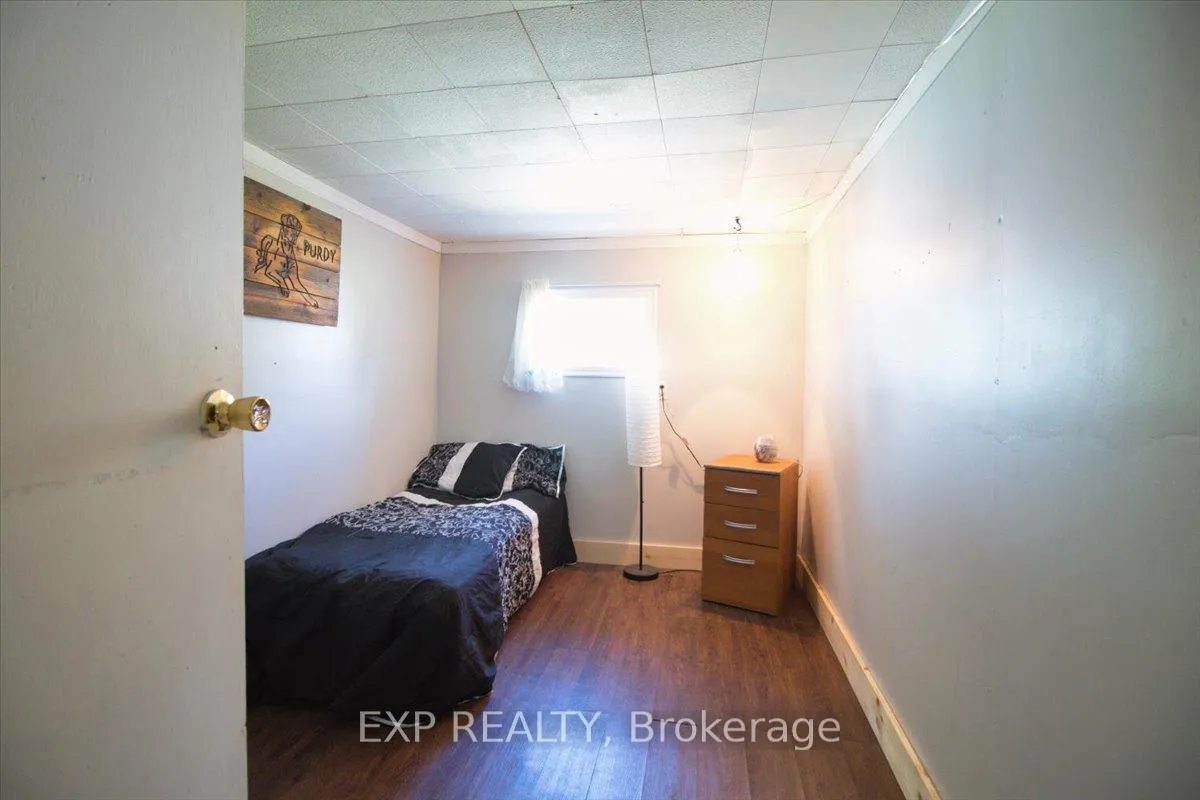 Photo 18 of 252 Queen Street, Chatham-Kent, Highgate — HOMEH