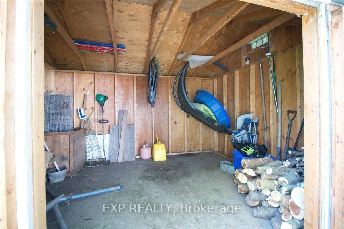 Photo 26 of 252 Queen Street, Chatham-Kent, Highgate — HOMEH