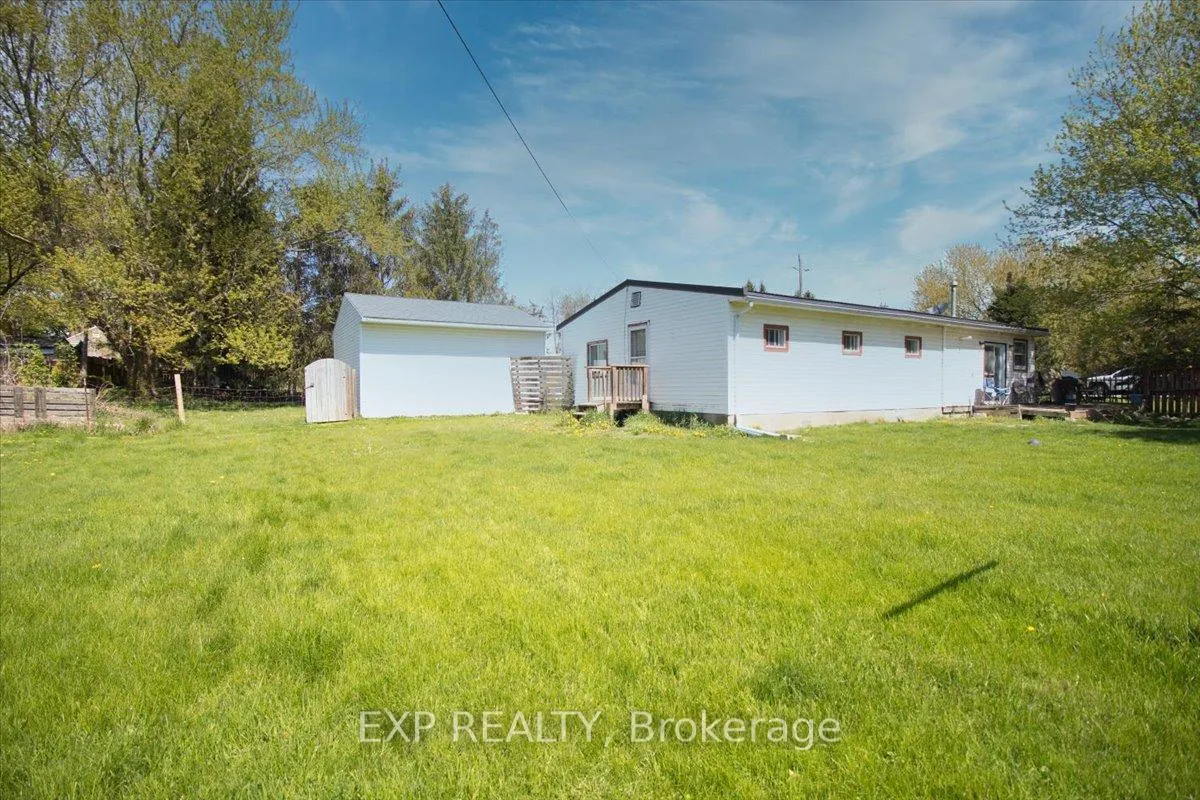 Photo 30 of 252 Queen Street, Chatham-Kent, Highgate — HOMEH