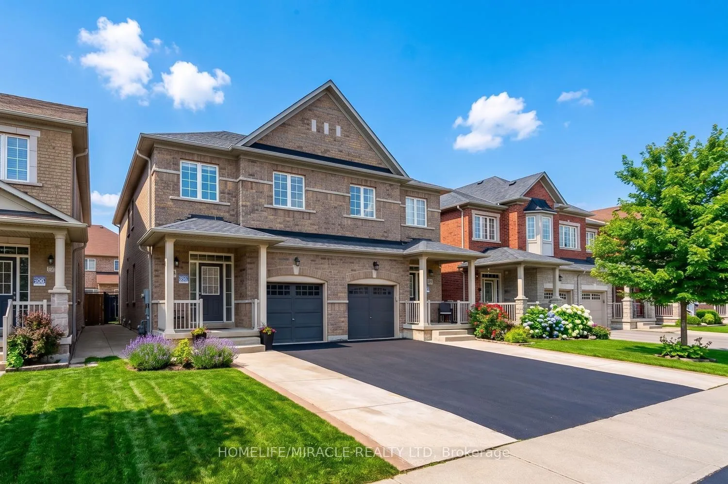 Photo 2 of 22 Altura Way, Brampton, Bram East — HOMEH
