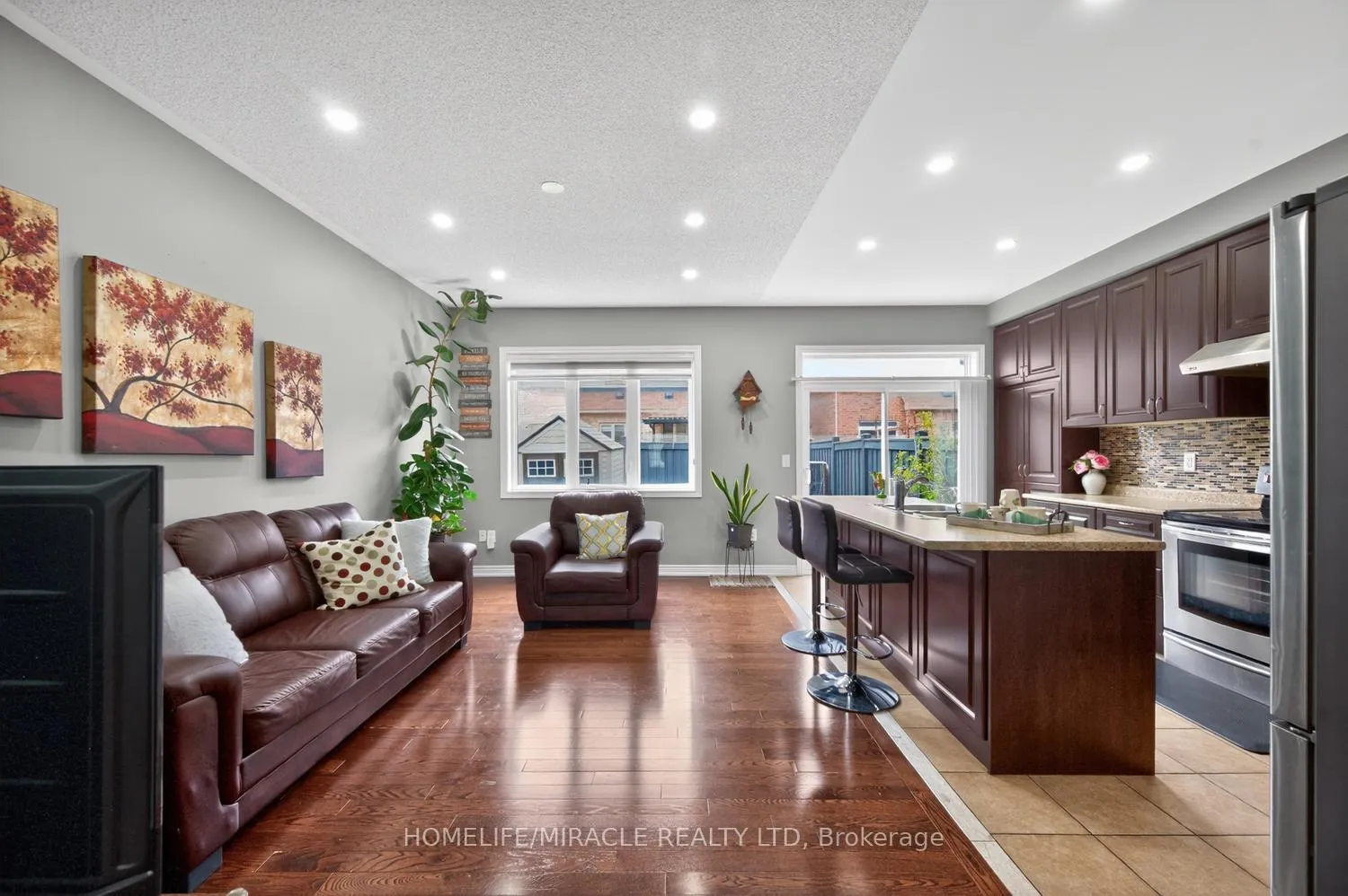 Photo 12 of 22 Altura Way, Brampton, Bram East — HOMEH