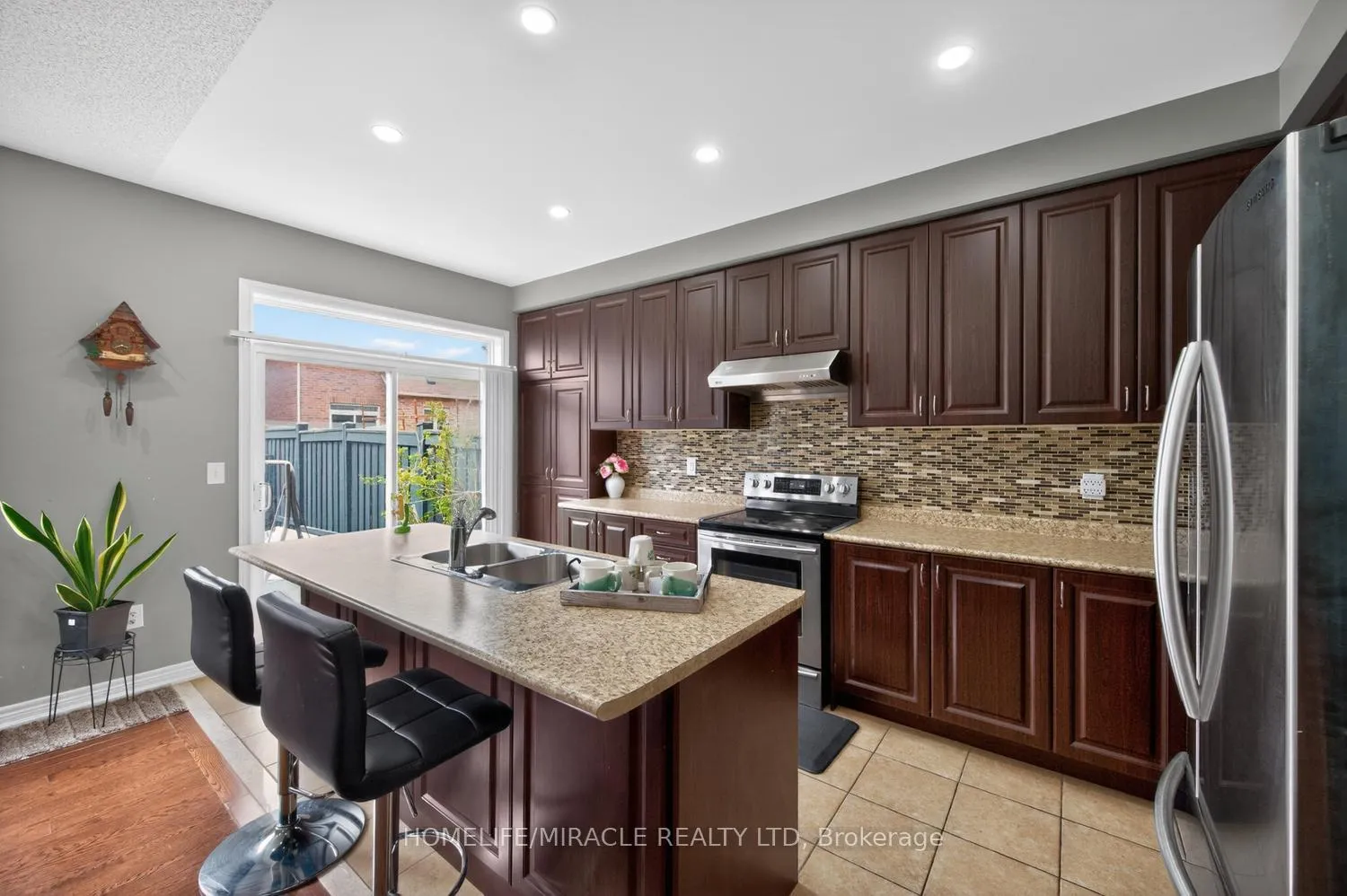 Photo 16 of 22 Altura Way, Brampton, Bram East — HOMEH