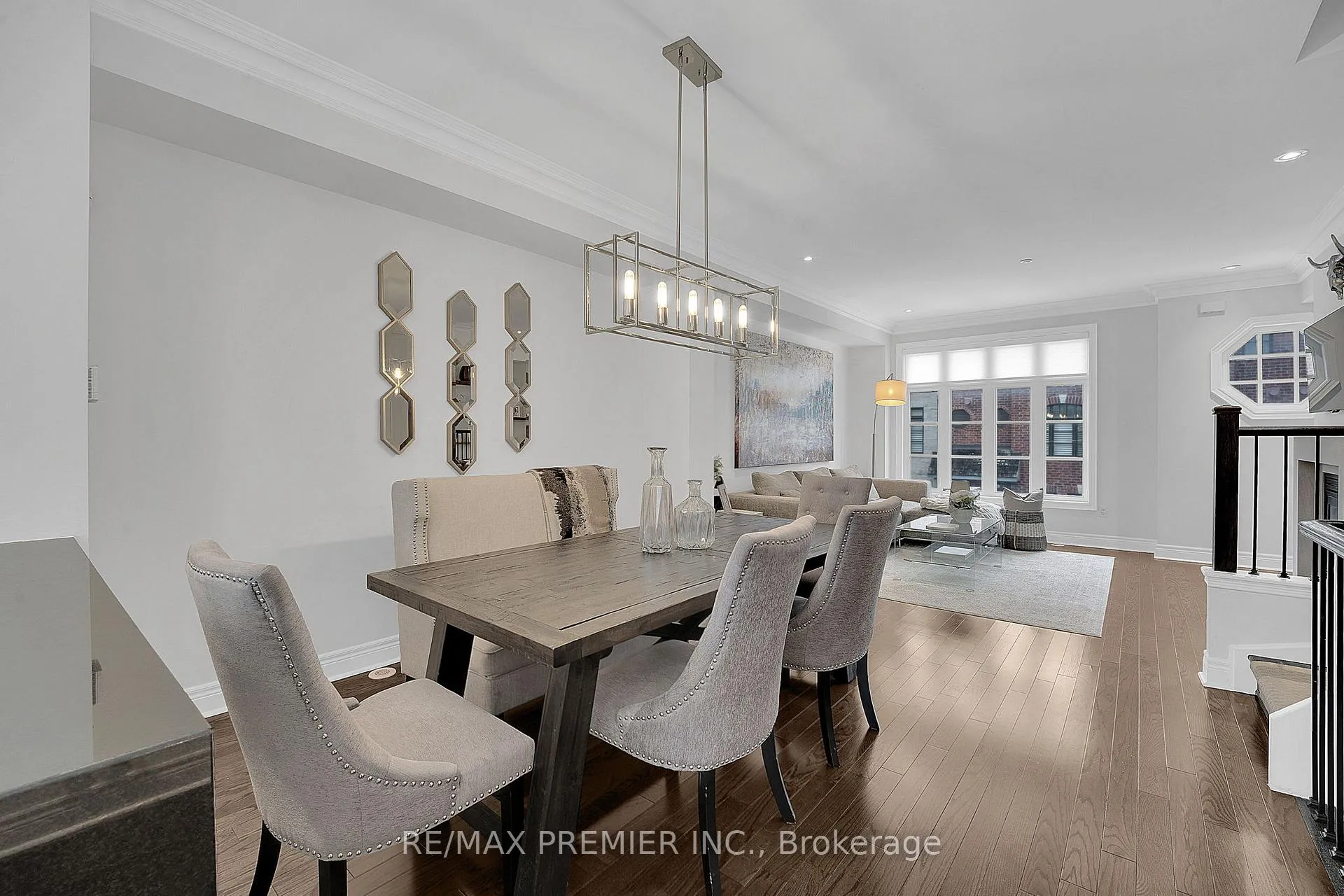 Photo 11 of 27 Powseland Crescent, Vaughan, West Woodbridge — HOMEH