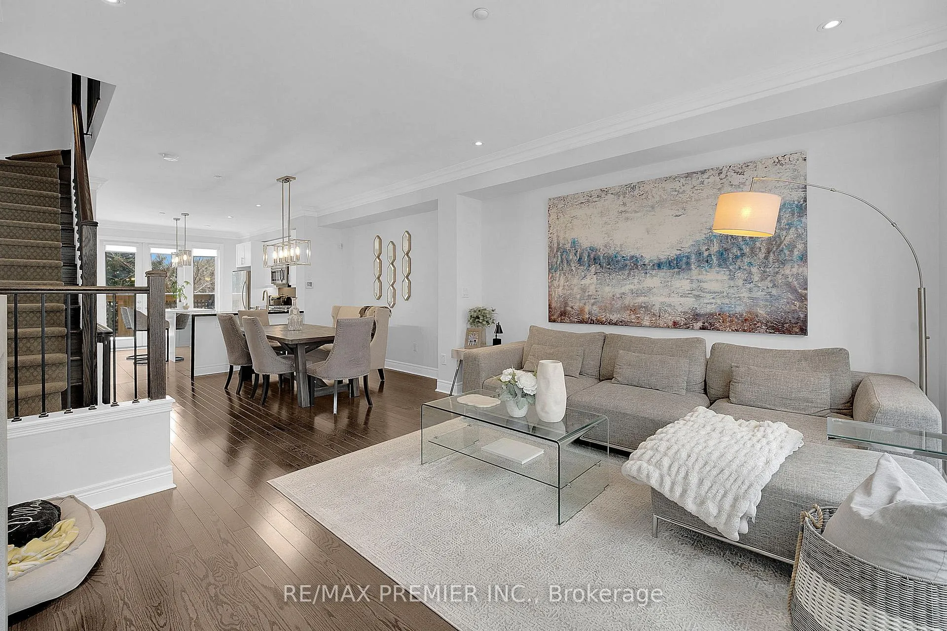 Photo 15 of 27 Powseland Crescent, Vaughan, West Woodbridge — HOMEH