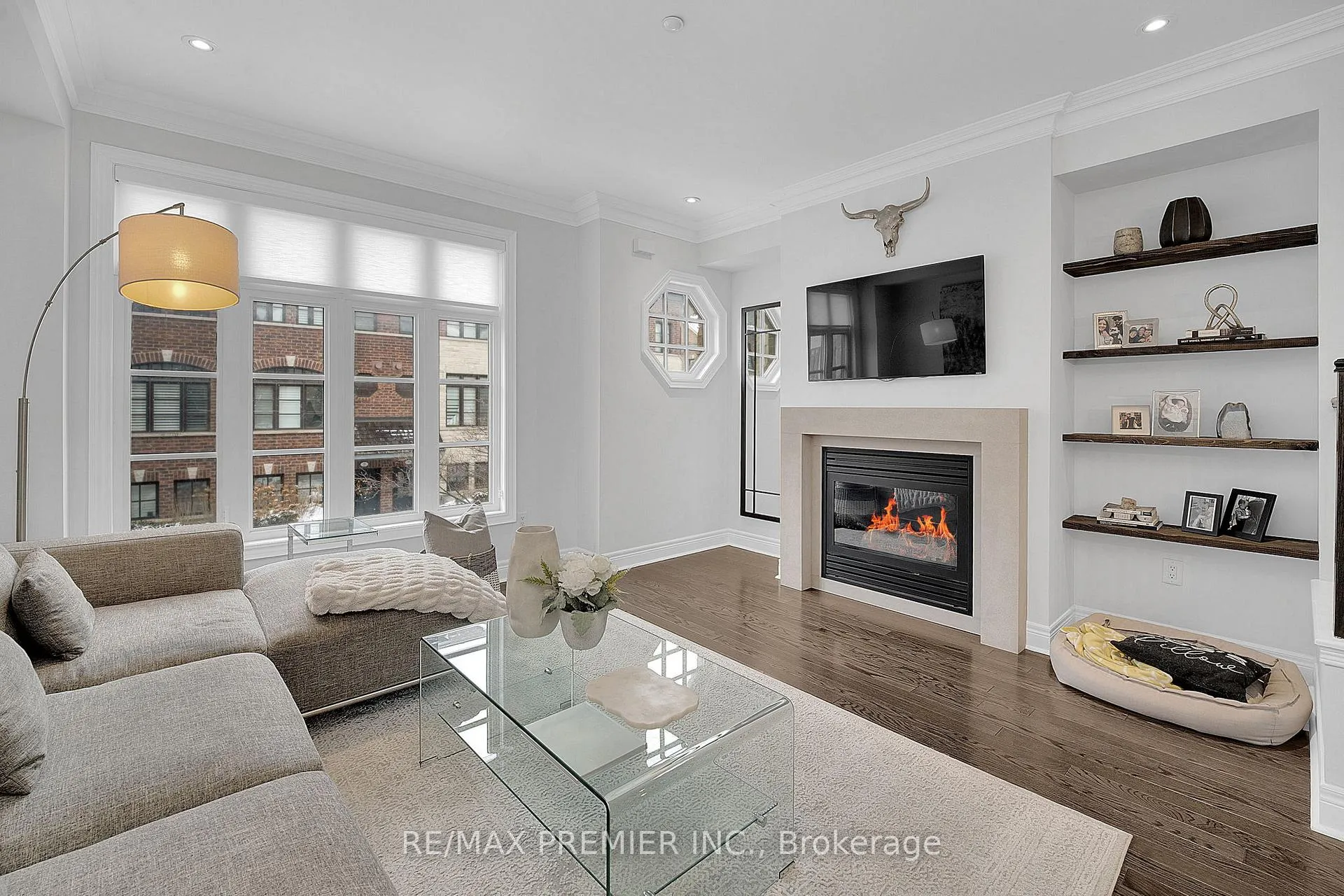 Photo 16 of 27 Powseland Crescent, Vaughan, West Woodbridge — HOMEH