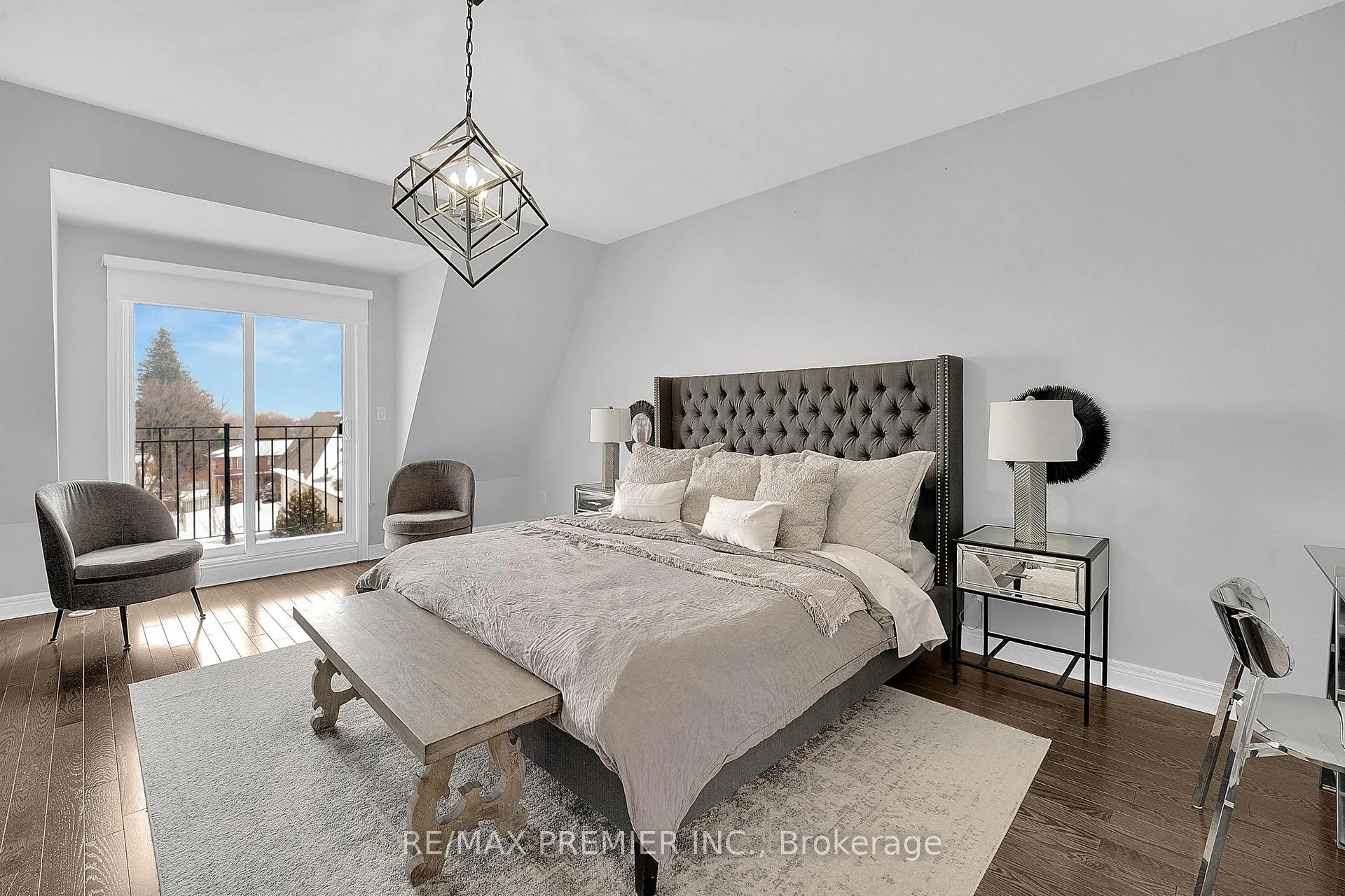 Photo 18 of 27 Powseland Crescent, Vaughan, West Woodbridge — HOMEH