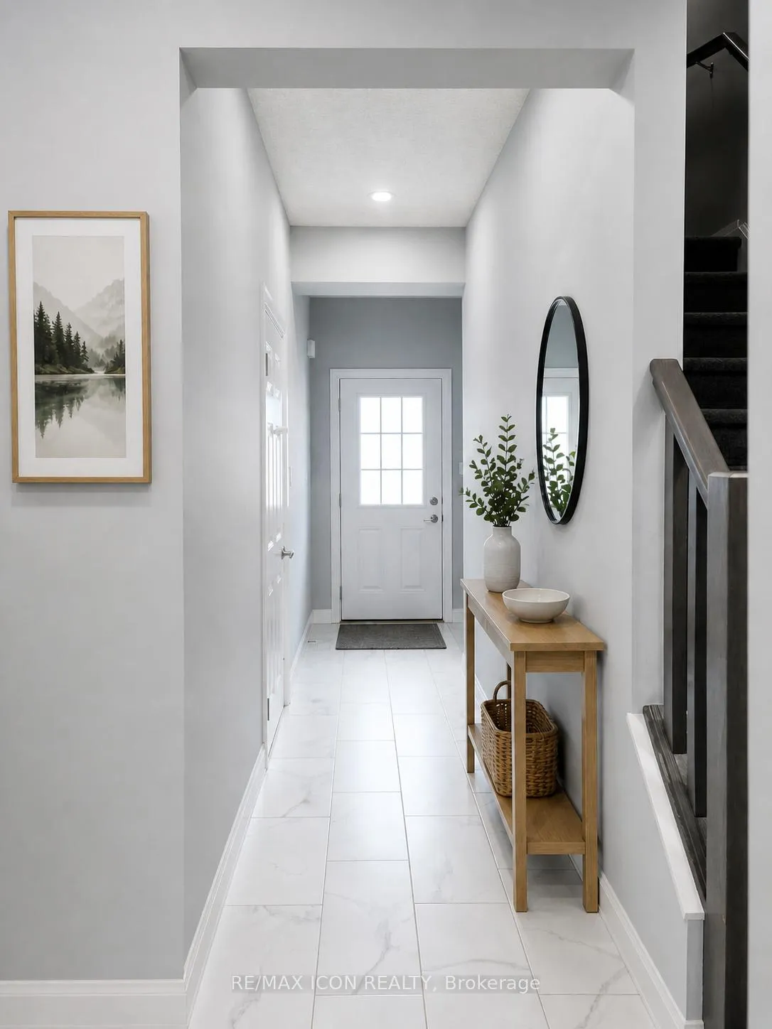 Photo 2 of 403 Woolwich Street, Waterloo — HOMEH