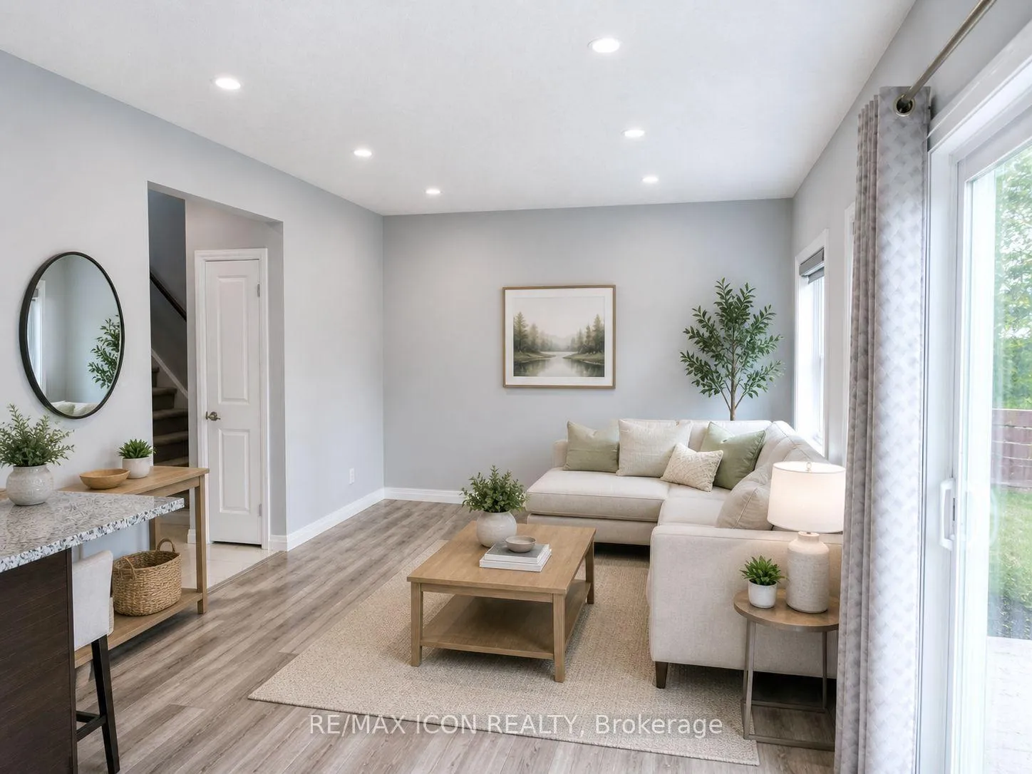 Photo 4 of 403 Woolwich Street, Waterloo — HOMEH