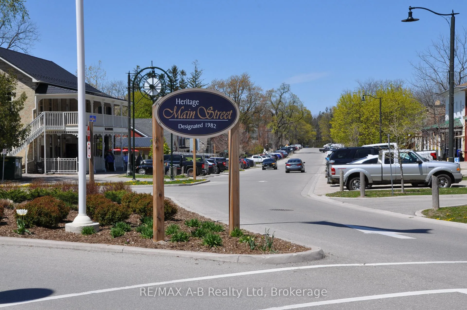 Photo 4 of 26 Cameron Street, Bluewater, Bayfield — HOMEH
