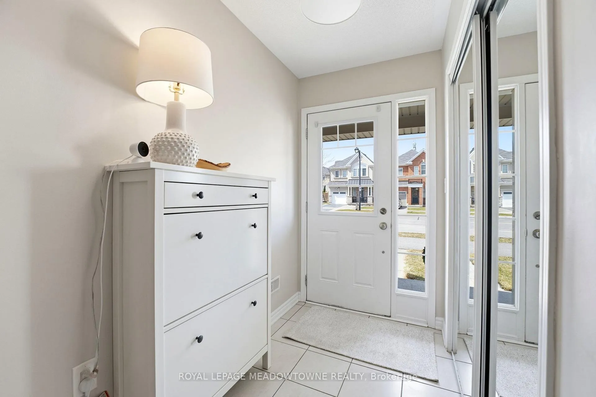 Photo 3 of 112 Whitlock Avenue, Milton, Ford — HOMEH