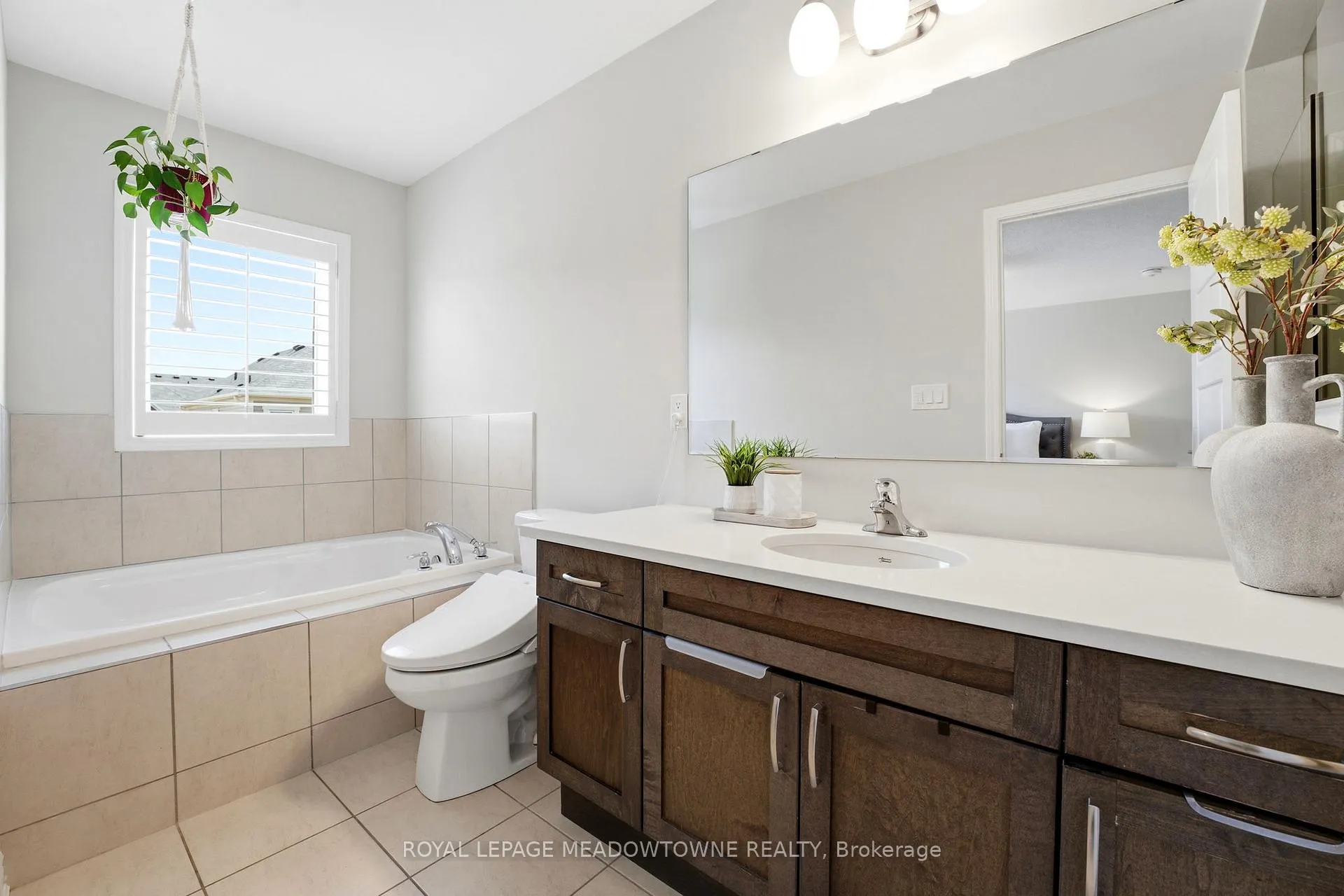 Photo 22 of 112 Whitlock Avenue, Milton, Ford — HOMEH