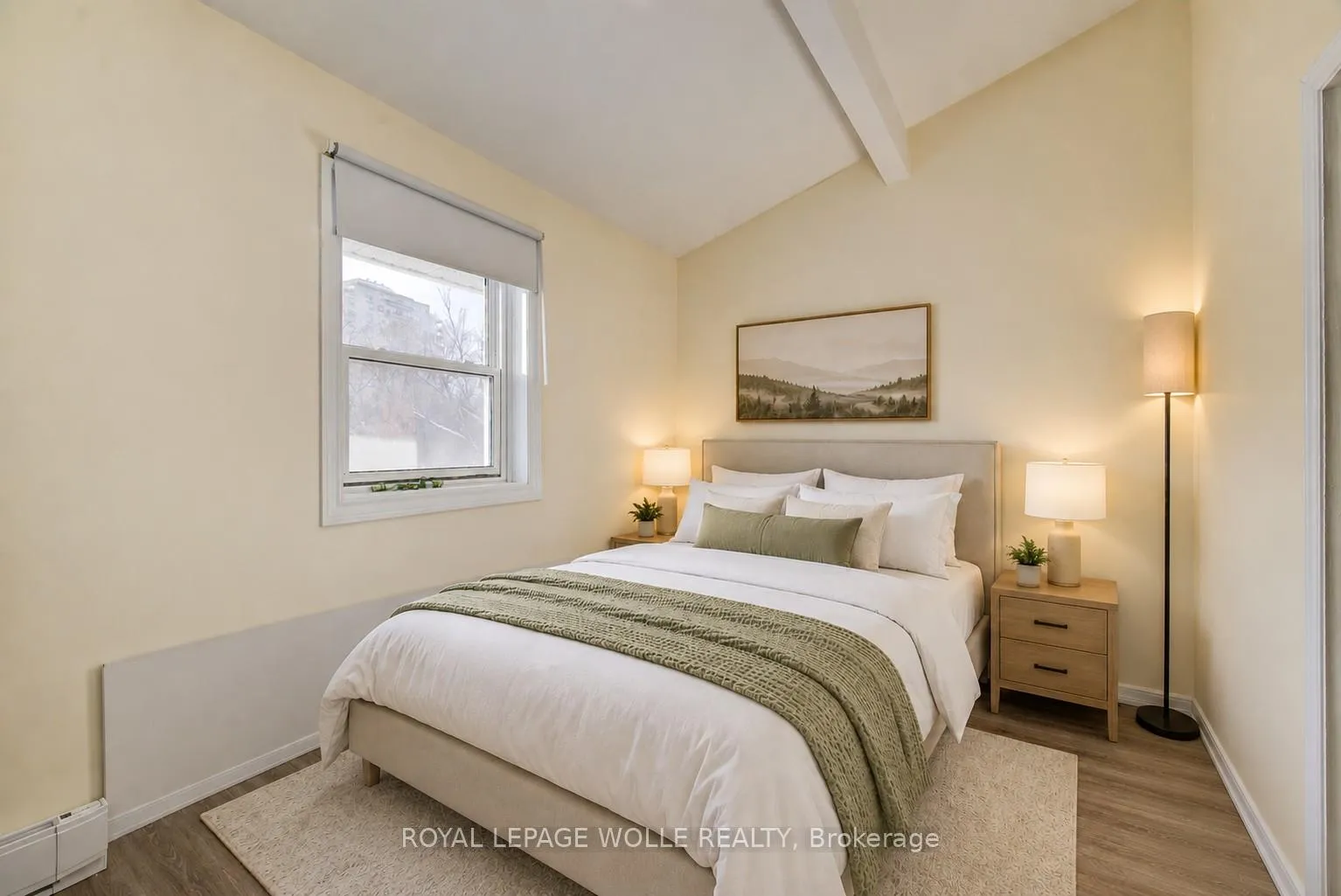 Photo 17 of 284 Westcourt Place, Waterloo — HOMEH