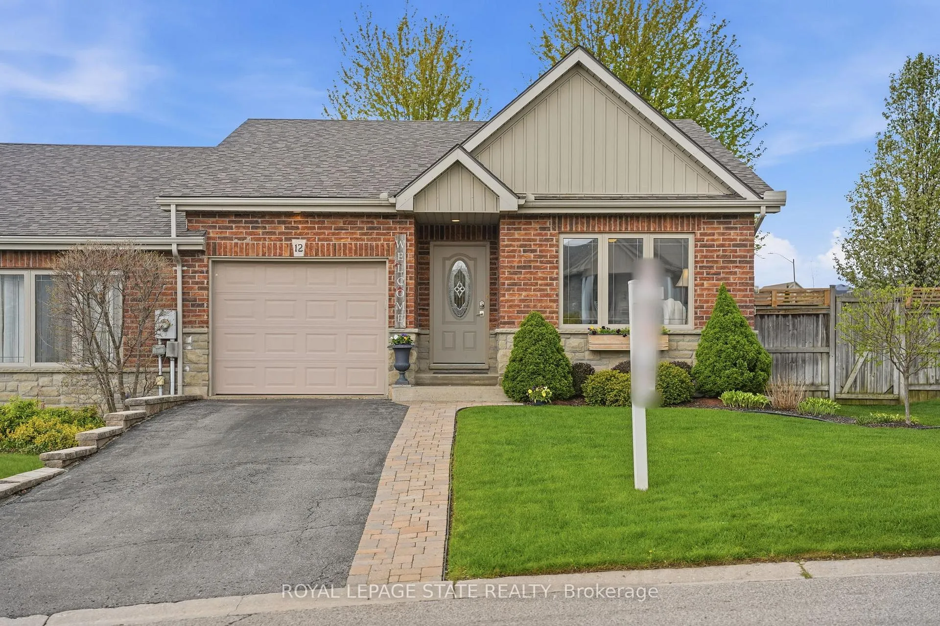 Photo 1 of 12 Millcroft Drive, Norfolk, Simcoe — HOMEH