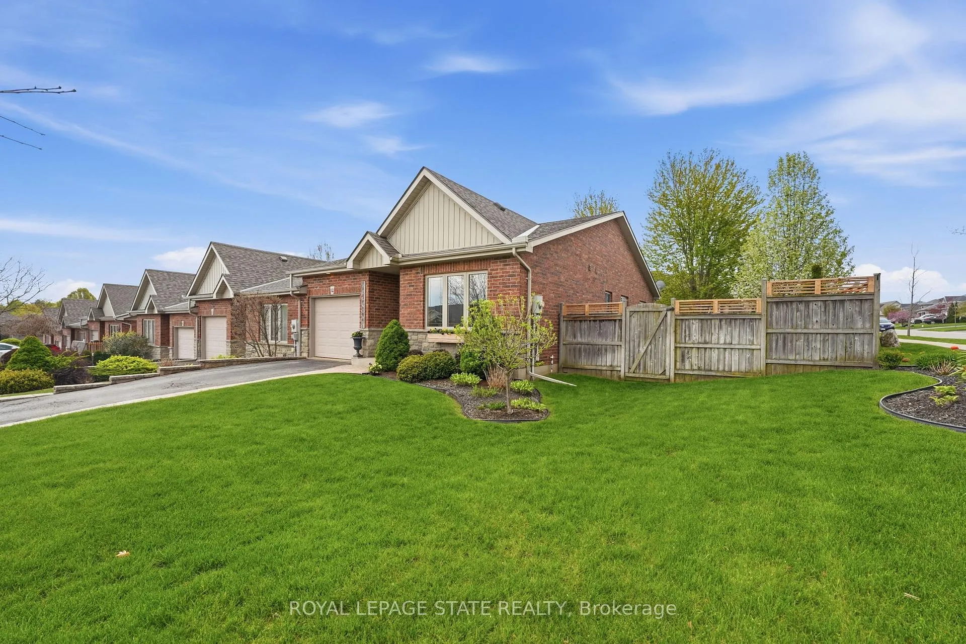 Photo 7 of 12 Millcroft Drive, Norfolk, Simcoe — HOMEH