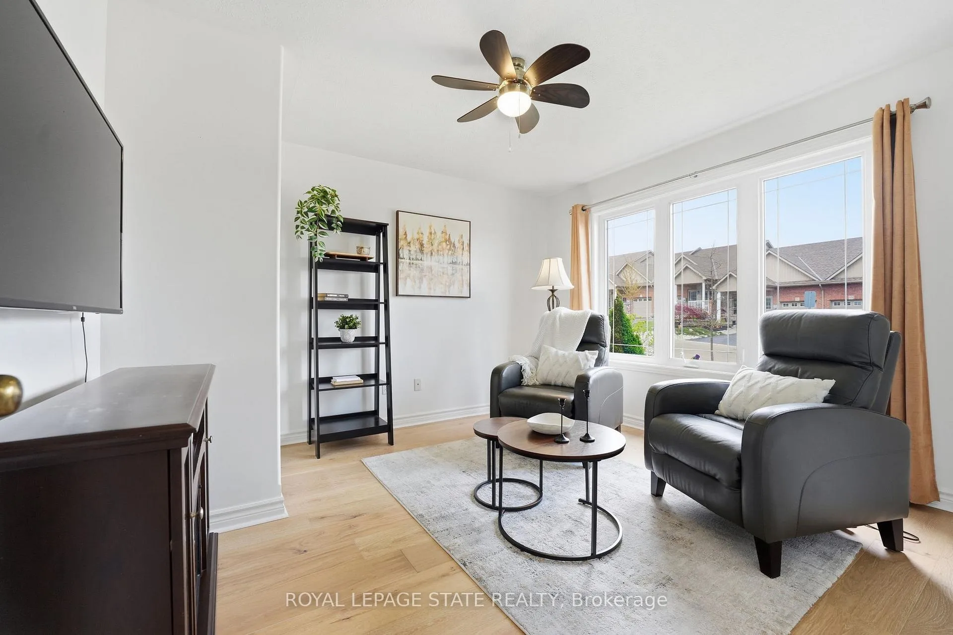 Photo 9 of 12 Millcroft Drive, Norfolk, Simcoe — HOMEH