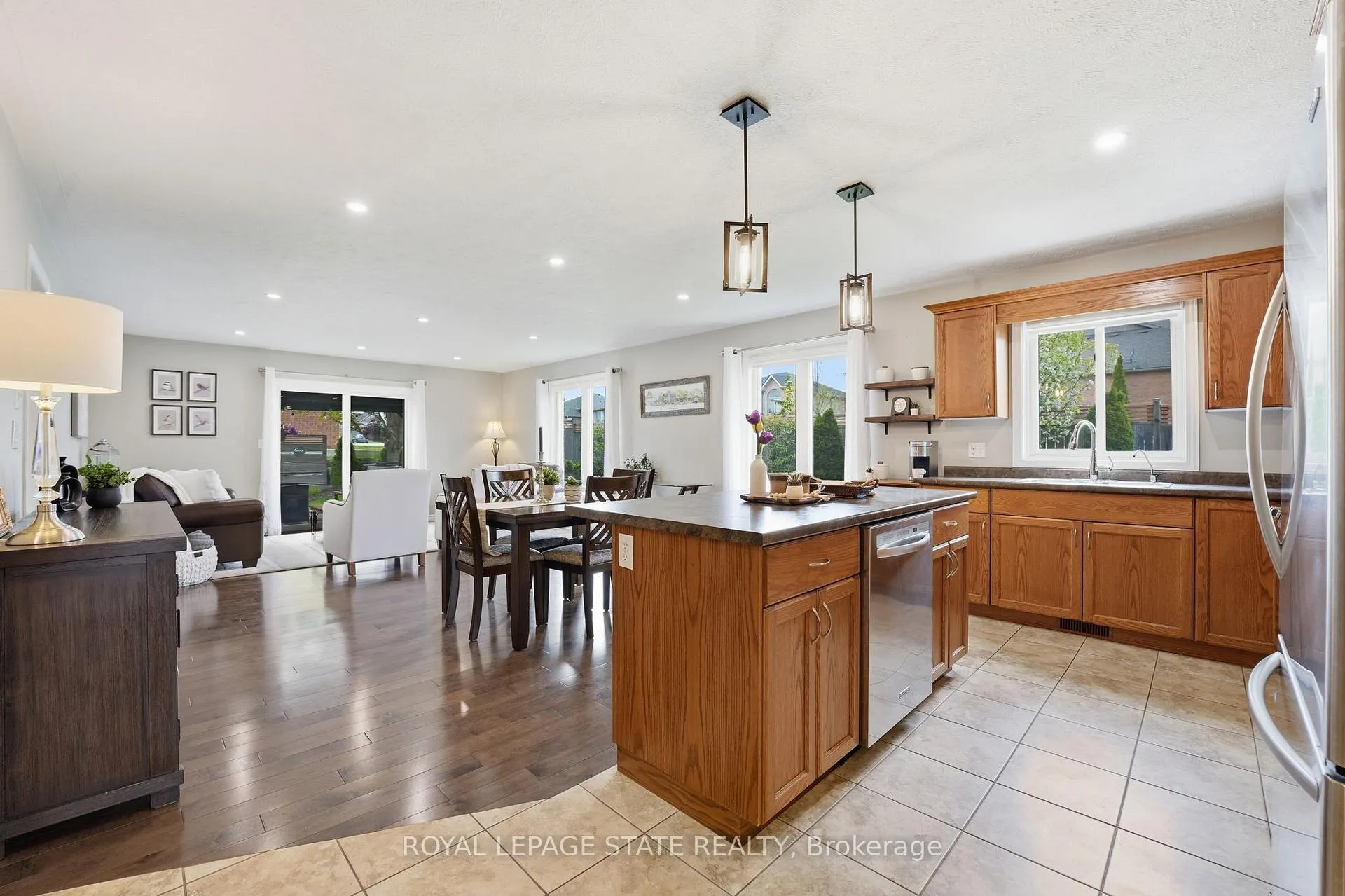 Photo 12 of 12 Millcroft Drive, Norfolk, Simcoe — HOMEH
