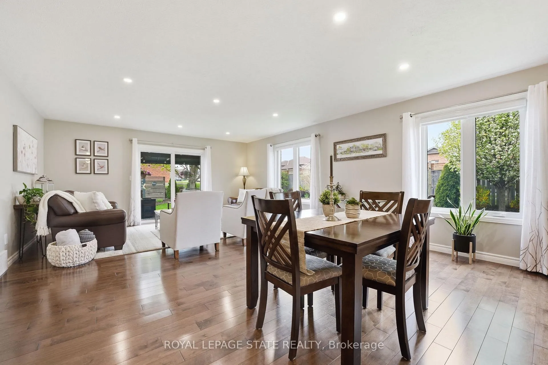 Photo 18 of 12 Millcroft Drive, Norfolk, Simcoe — HOMEH