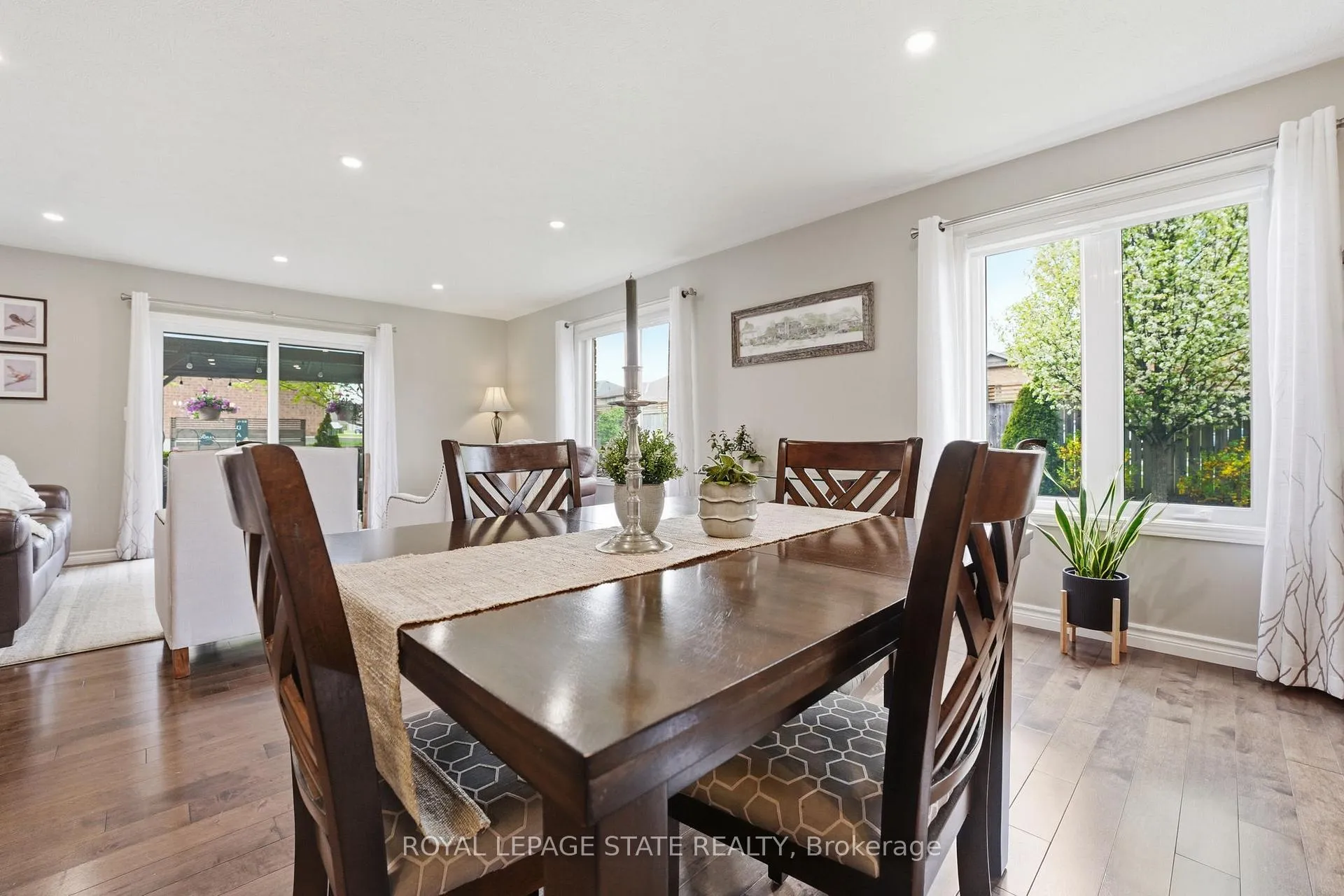 Photo 19 of 12 Millcroft Drive, Norfolk, Simcoe — HOMEH