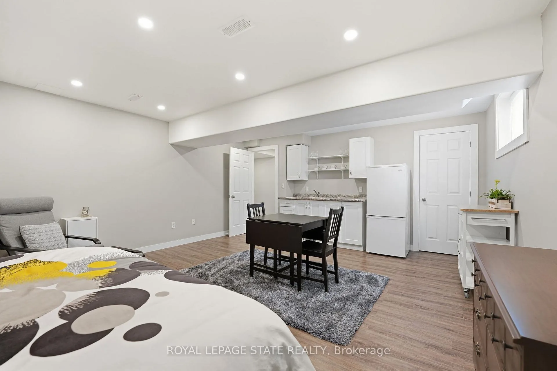 Photo 34 of 12 Millcroft Drive, Norfolk, Simcoe — HOMEH