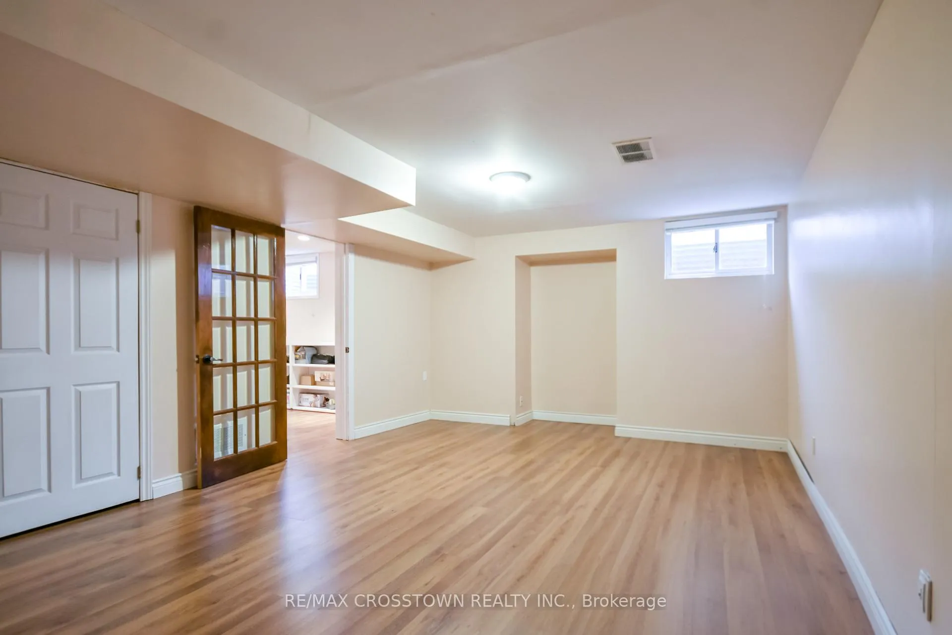 Photo 25 of 10 Nugent Court, Barrie, Northwest — HOMEH