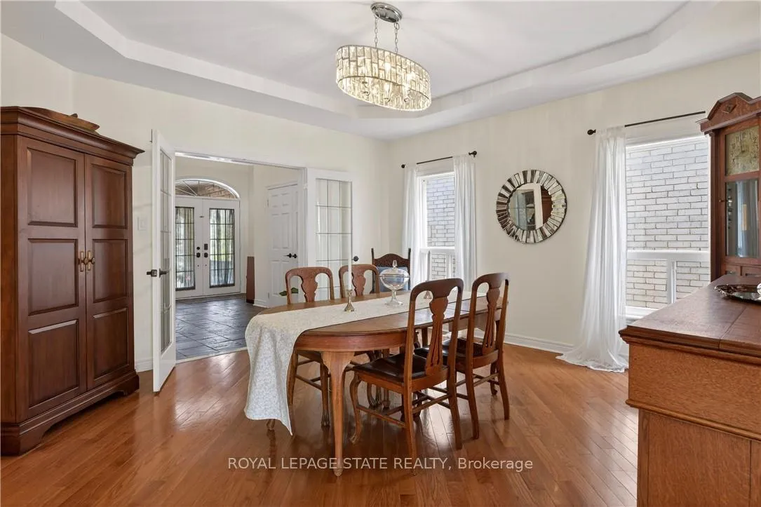 Photo 7 of 29 Gaines Avenue, Hamilton, Dundas — HOMEH