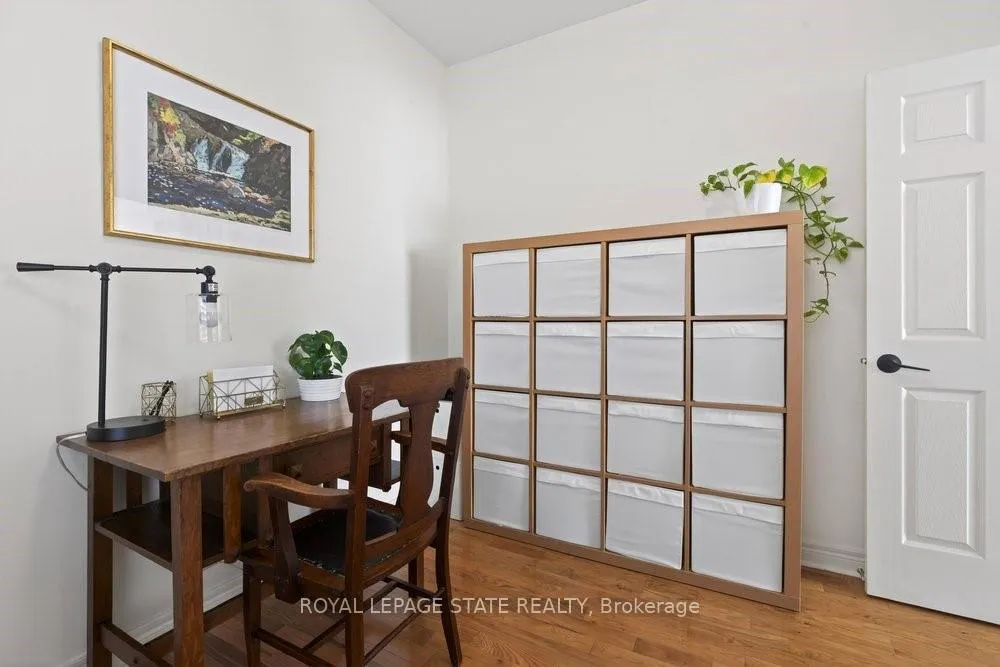 Photo 14 of 29 Gaines Avenue, Hamilton, Dundas — HOMEH
