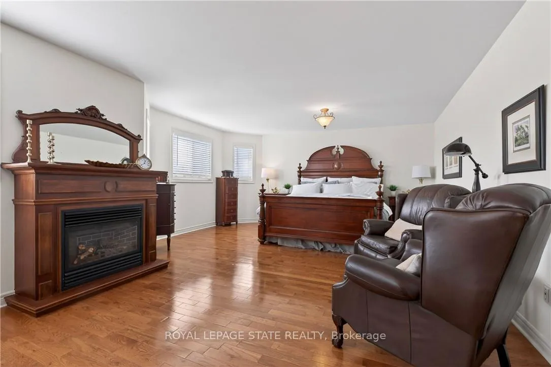 Photo 19 of 29 Gaines Avenue, Hamilton, Dundas — HOMEH