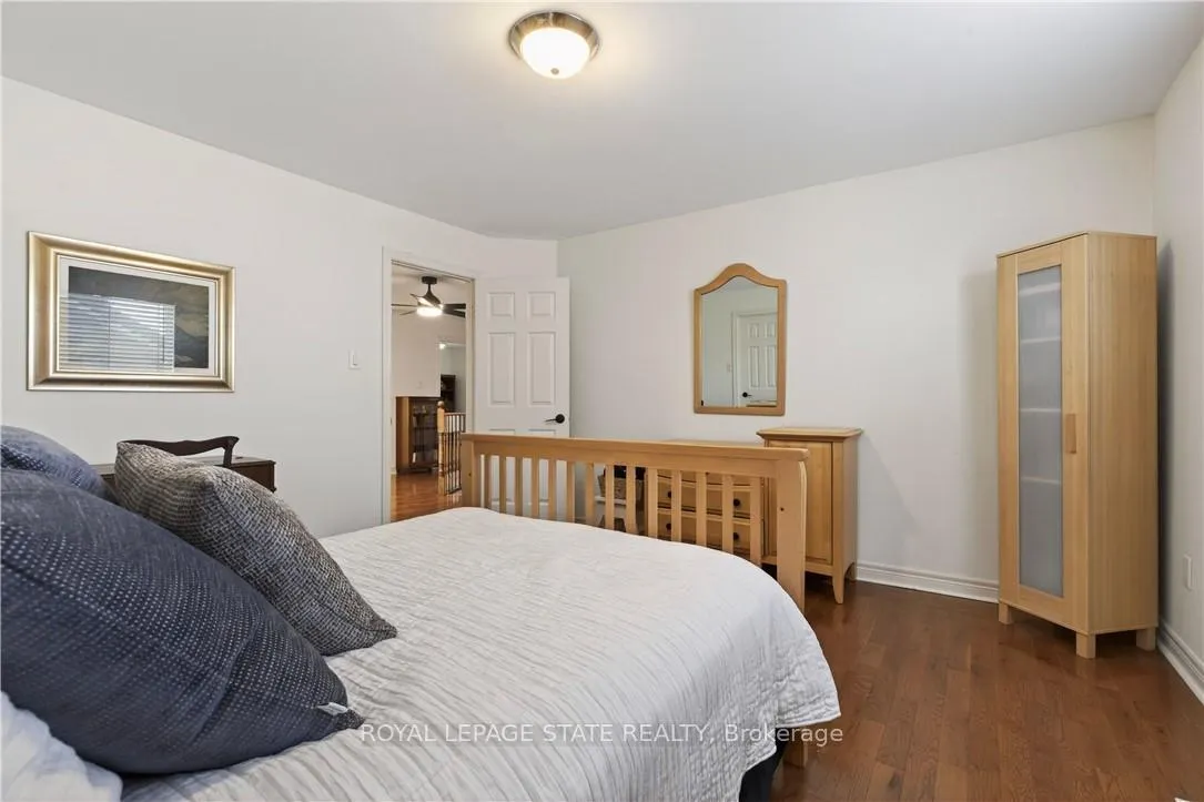 Photo 24 of 29 Gaines Avenue, Hamilton, Dundas — HOMEH