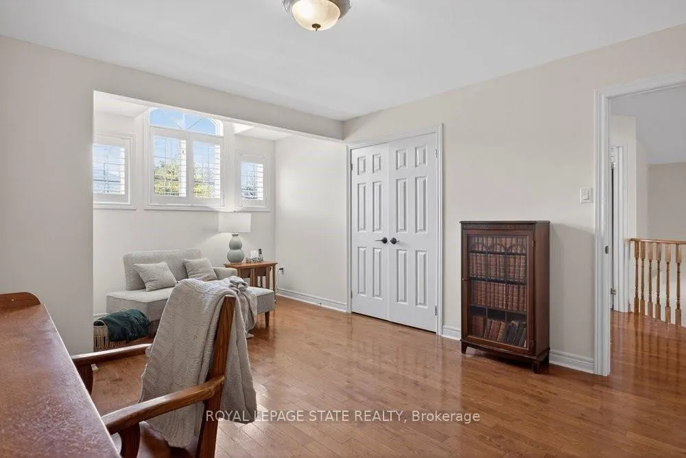 Photo 27 of 29 Gaines Avenue, Hamilton, Dundas — HOMEH