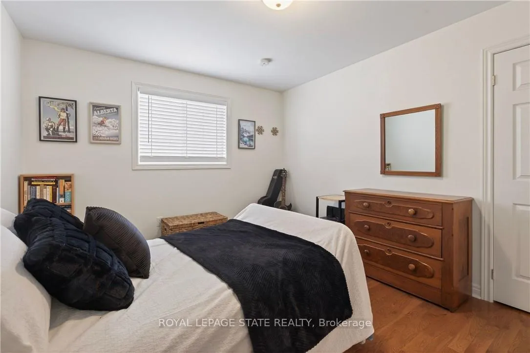 Photo 31 of 29 Gaines Avenue, Hamilton, Dundas — HOMEH