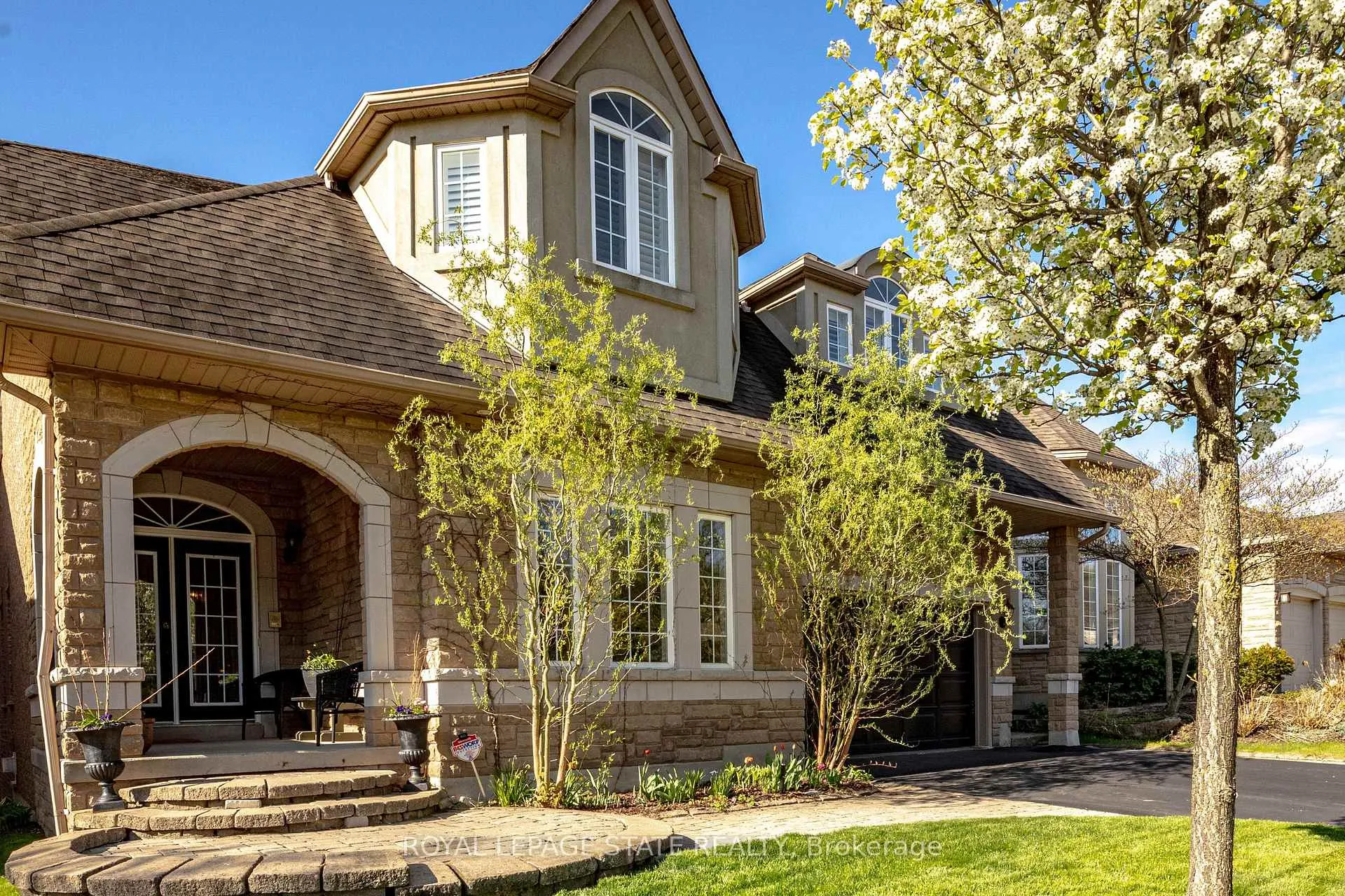 Photo 46 of 29 Gaines Avenue, Hamilton, Dundas — HOMEH