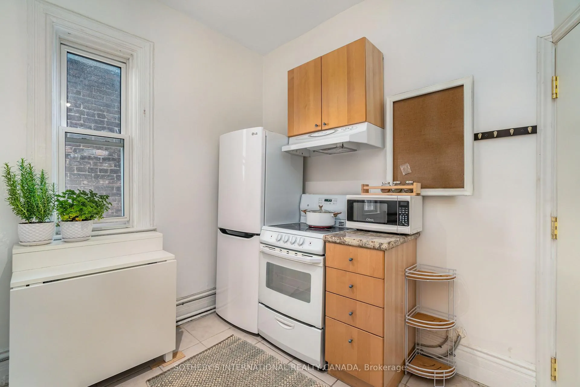 Photo 1 of Unit #2, 225 Major Street, Toronto, University — HOMEH