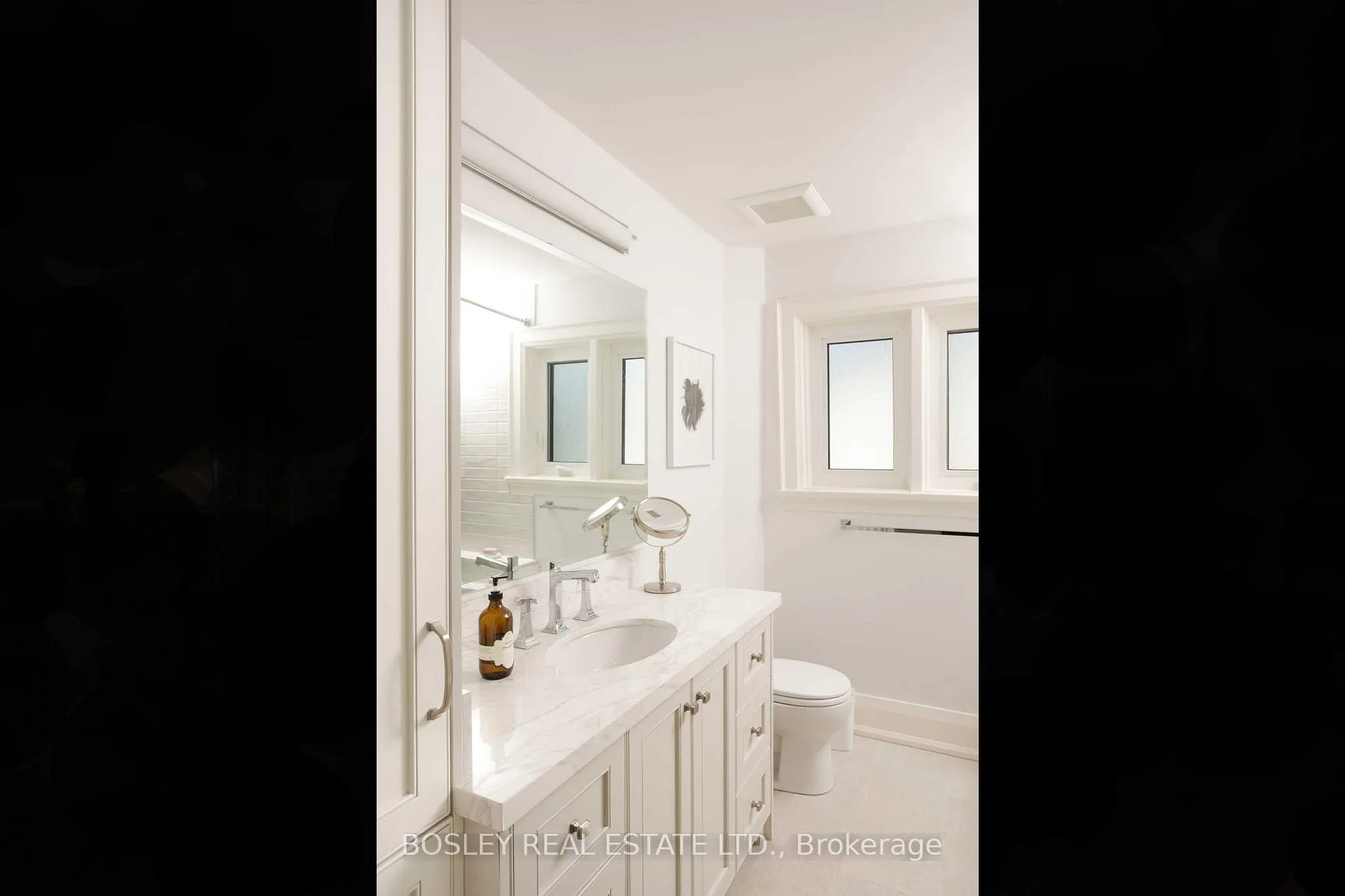 Photo 17 of 9 Indian Valley Crescent, Toronto, High Park-Swansea — HOMEH