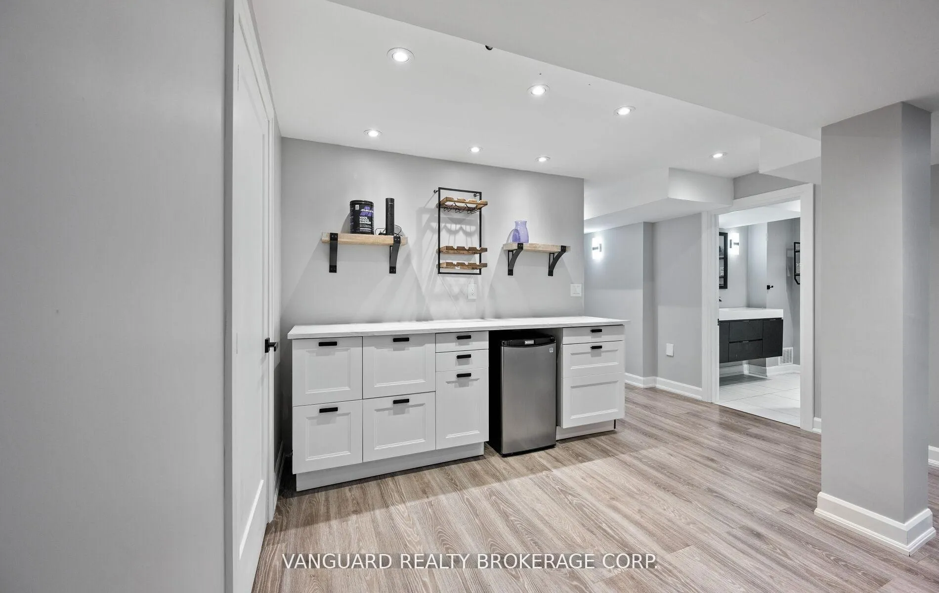 Photo 32 of 1130 Little Crescent, Milton, Clarke — HOMEH
