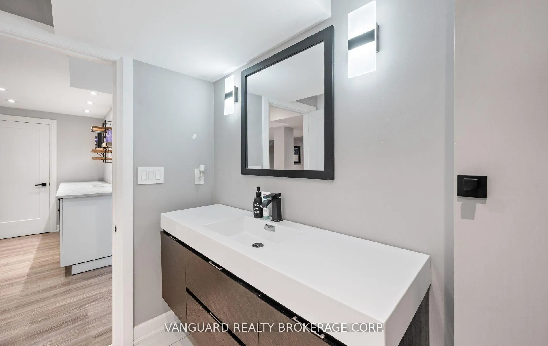 Photo 34 of 1130 Little Crescent, Milton, Clarke — HOMEH