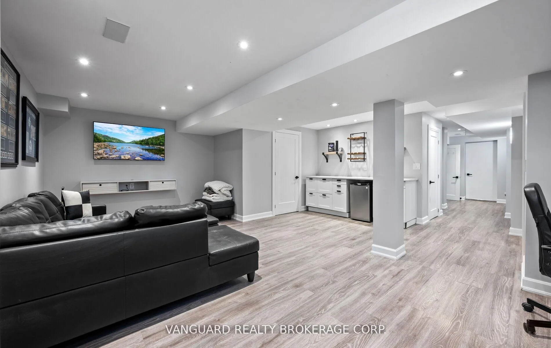 Photo 46 of 1130 Little Crescent, Milton, Clarke — HOMEH