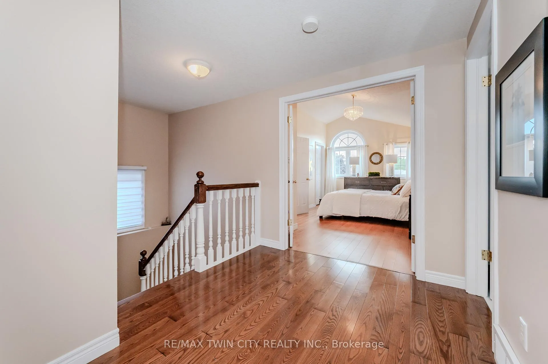 Photo 30 of 132 Daimler Drive, Kitchener — HOMEH