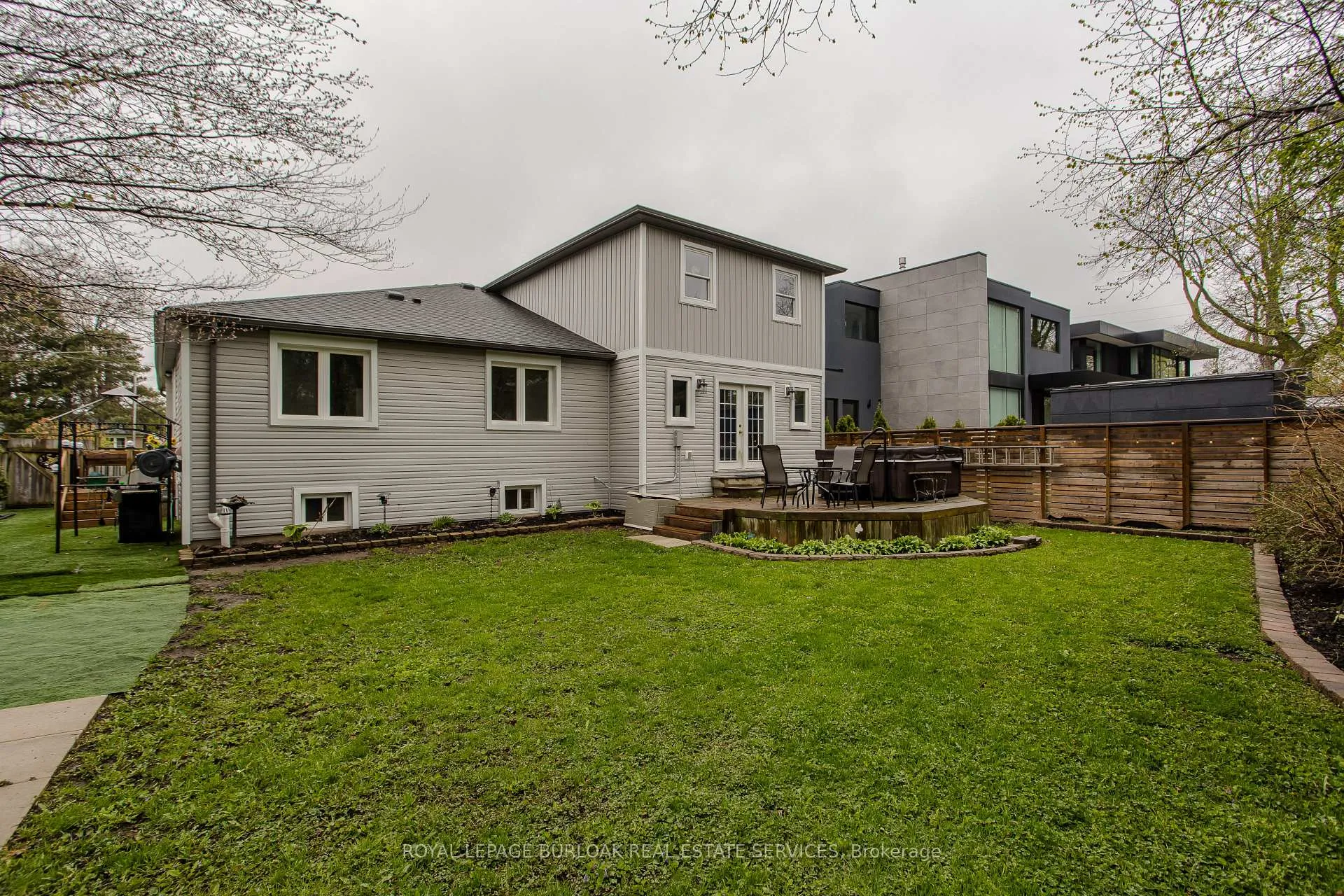 Photo 6 of 283 Vilma Drive, Oakville, Bronte — HOMEH