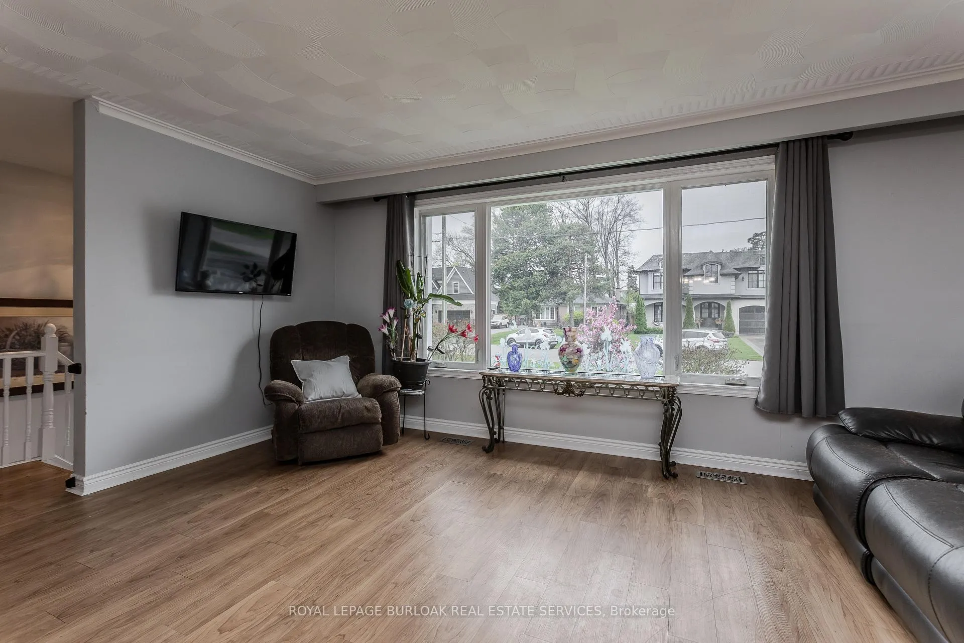 Photo 11 of 283 Vilma Drive, Oakville, Bronte — HOMEH