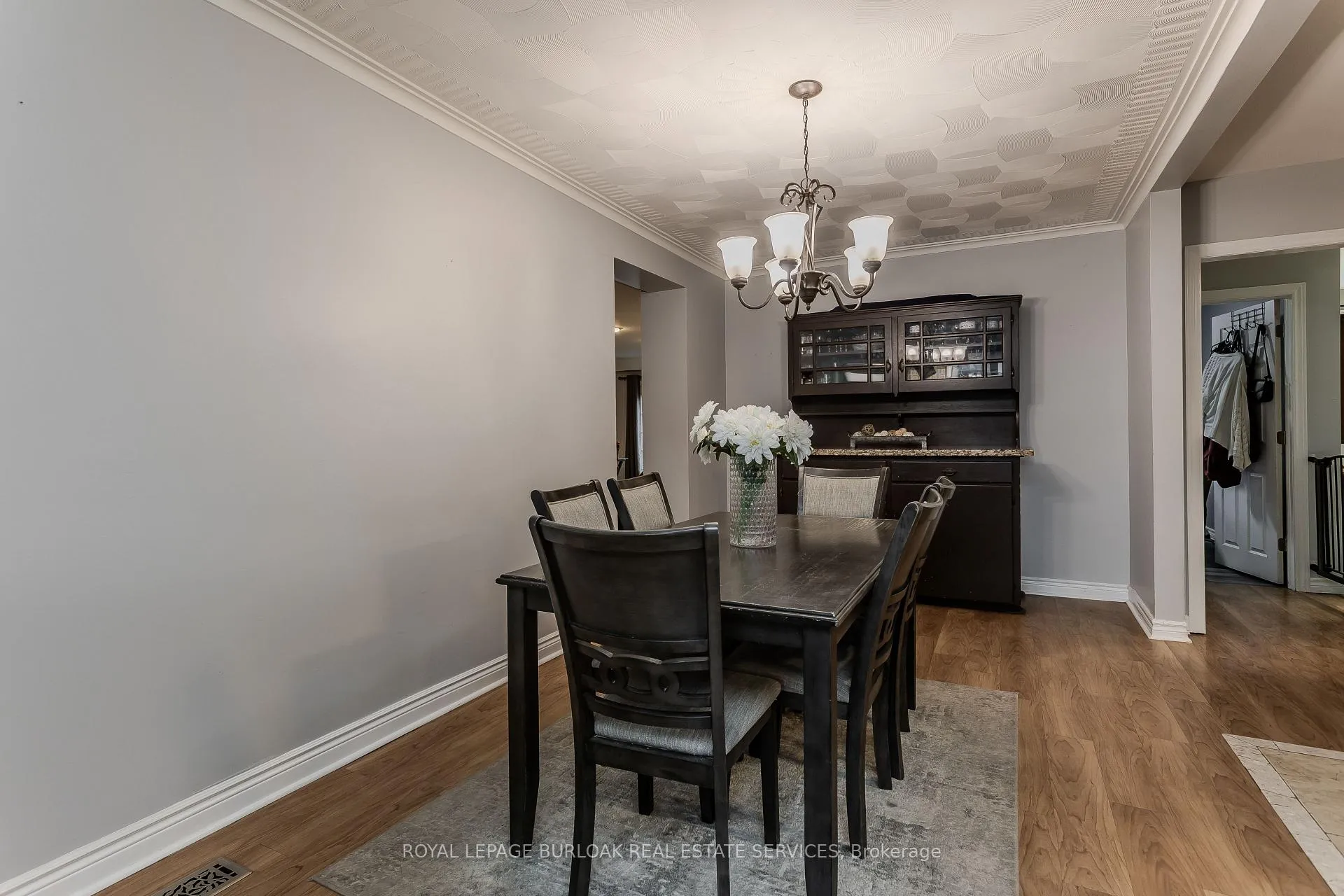 Photo 14 of 283 Vilma Drive, Oakville, Bronte — HOMEH