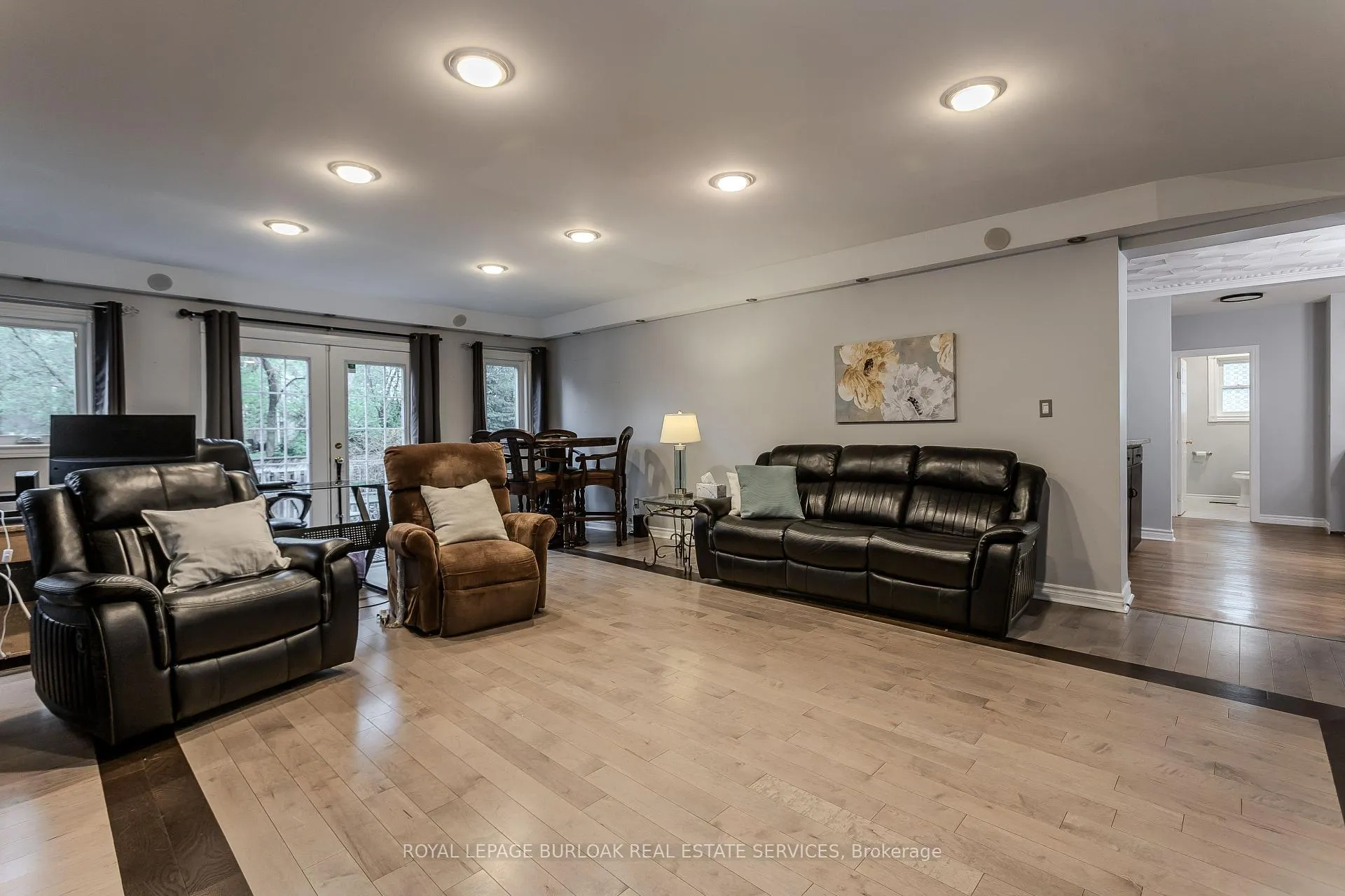 Photo 22 of 283 Vilma Drive, Oakville, Bronte — HOMEH