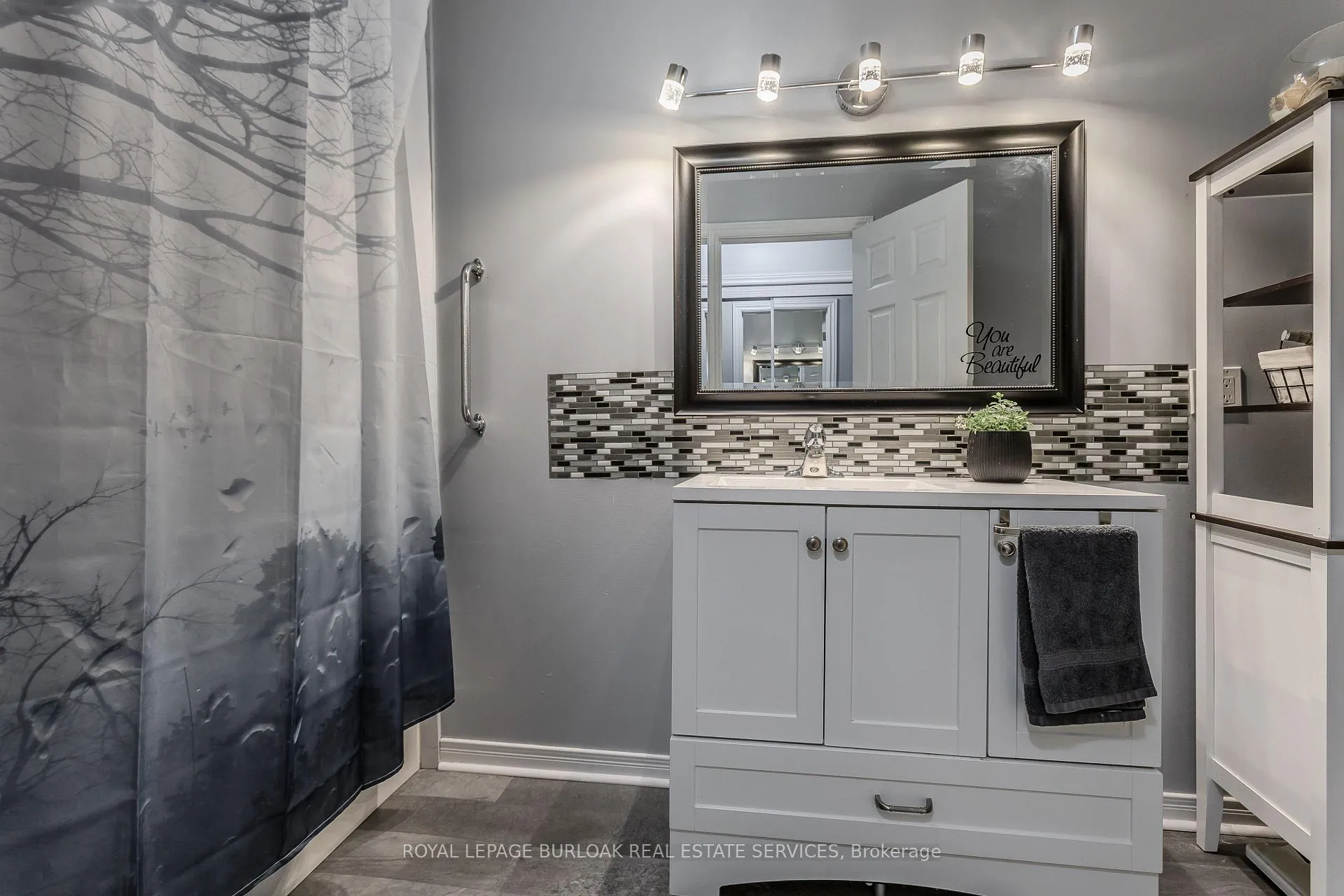 Photo 25 of 283 Vilma Drive, Oakville, Bronte — HOMEH