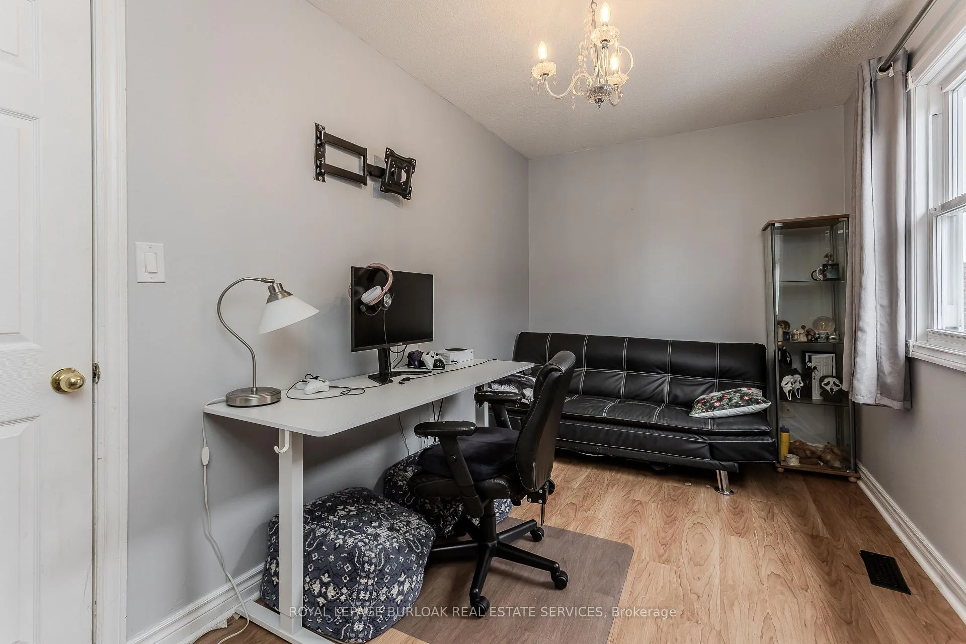 Photo 28 of 283 Vilma Drive, Oakville, Bronte — HOMEH