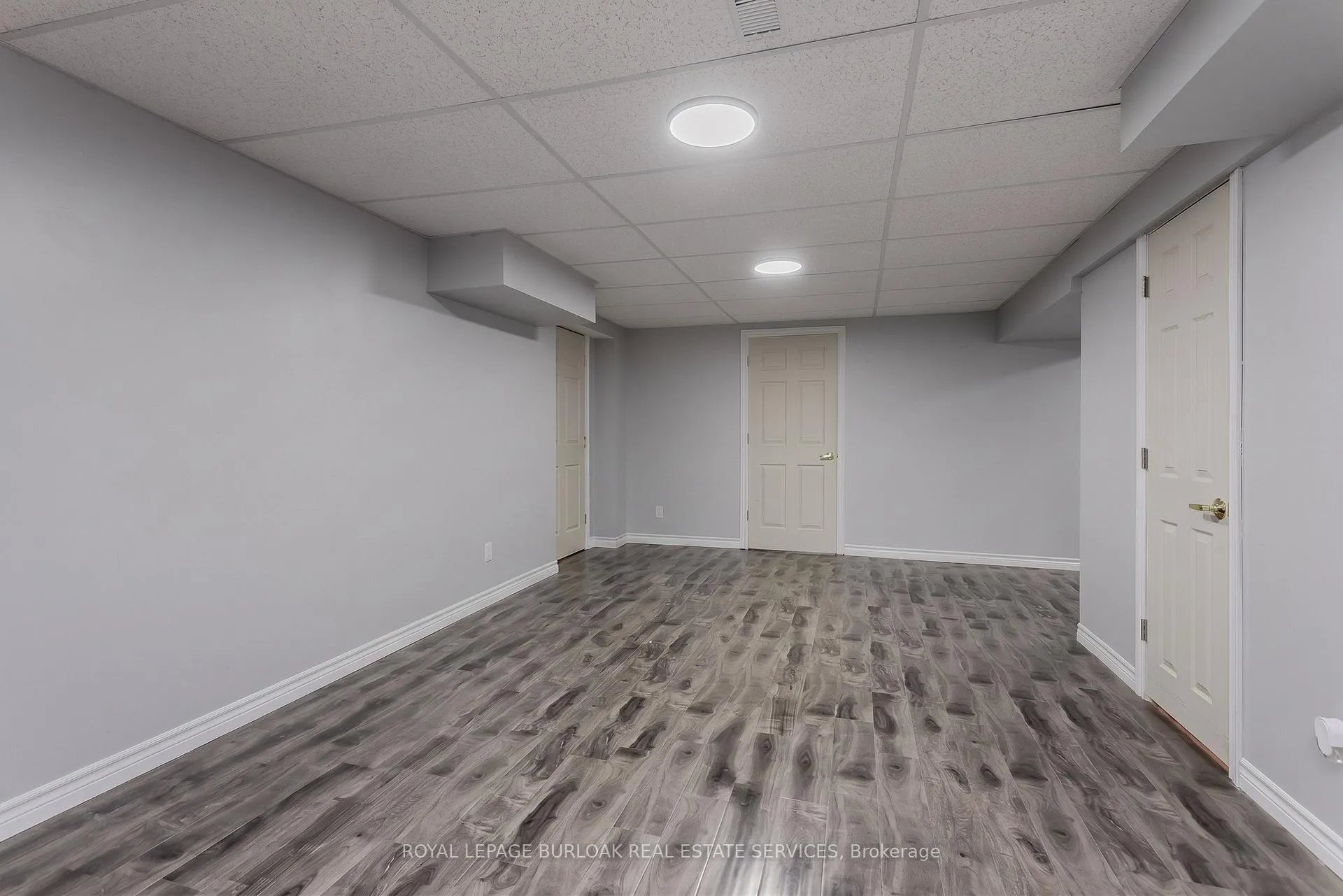 Photo 34 of 283 Vilma Drive, Oakville, Bronte — HOMEH