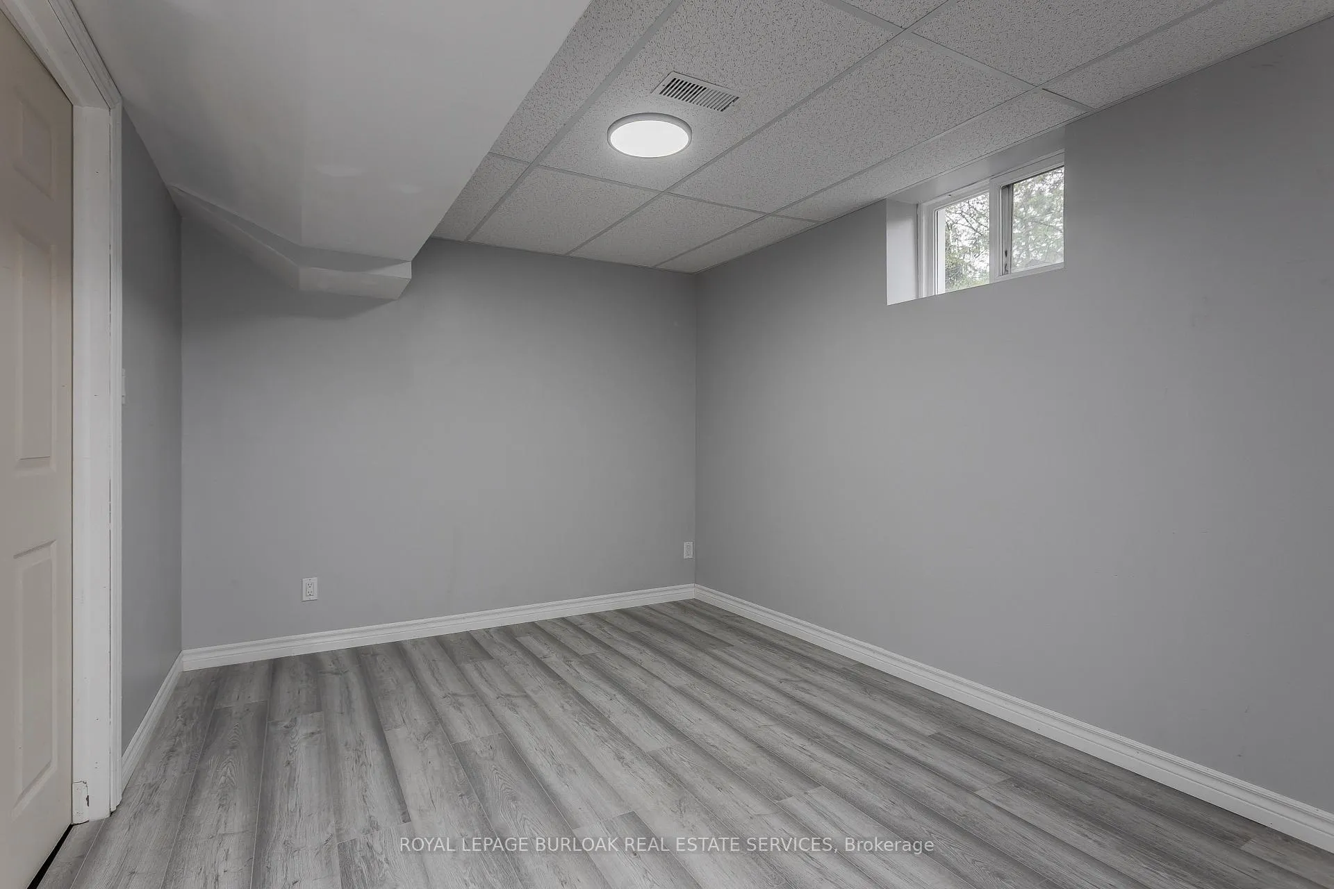 Photo 37 of 283 Vilma Drive, Oakville, Bronte — HOMEH