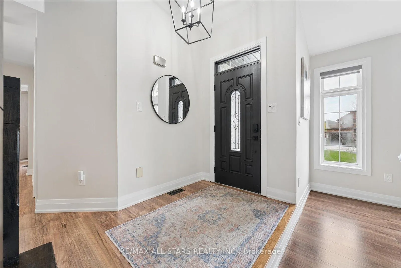 Photo 9 of 114 Kingsridge Road, Barrie, Bayshore — HOMEH