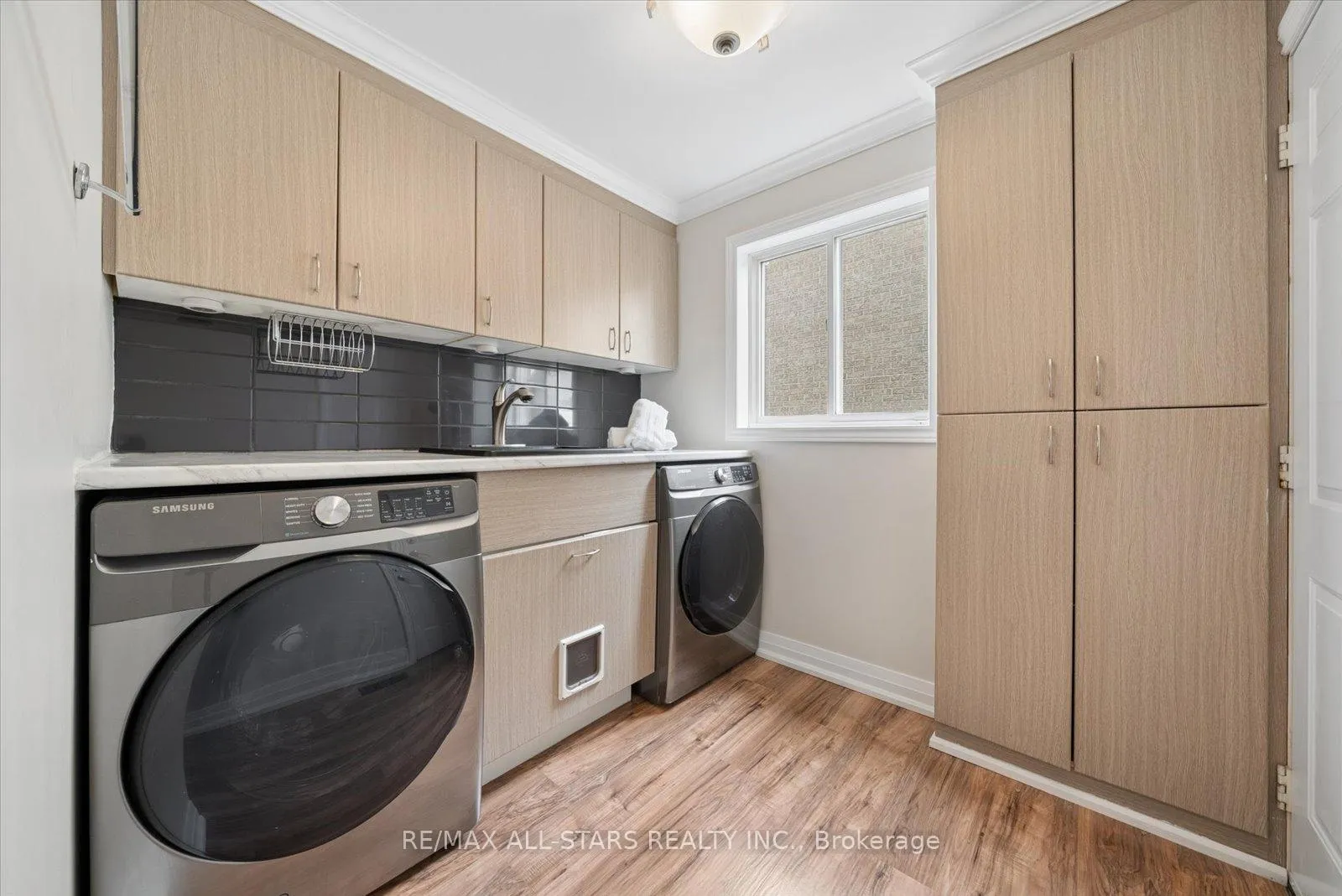 Photo 21 of 114 Kingsridge Road, Barrie, Bayshore — HOMEH
