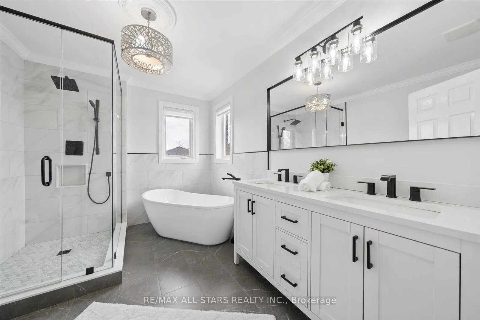 Photo 26 of 114 Kingsridge Road, Barrie, Bayshore — HOMEH